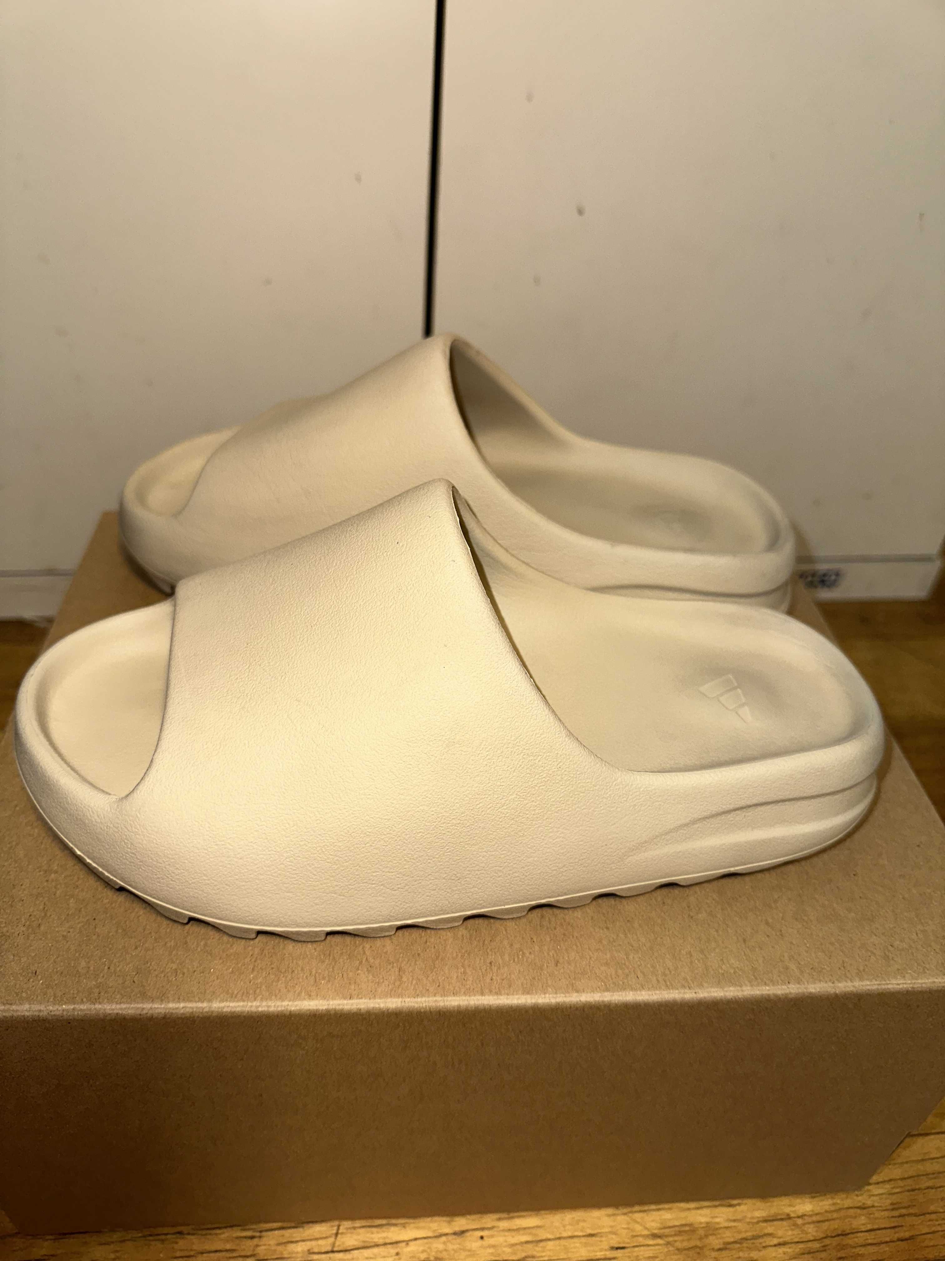 adidas YEEZY Slide "Bone" (FZ5897)