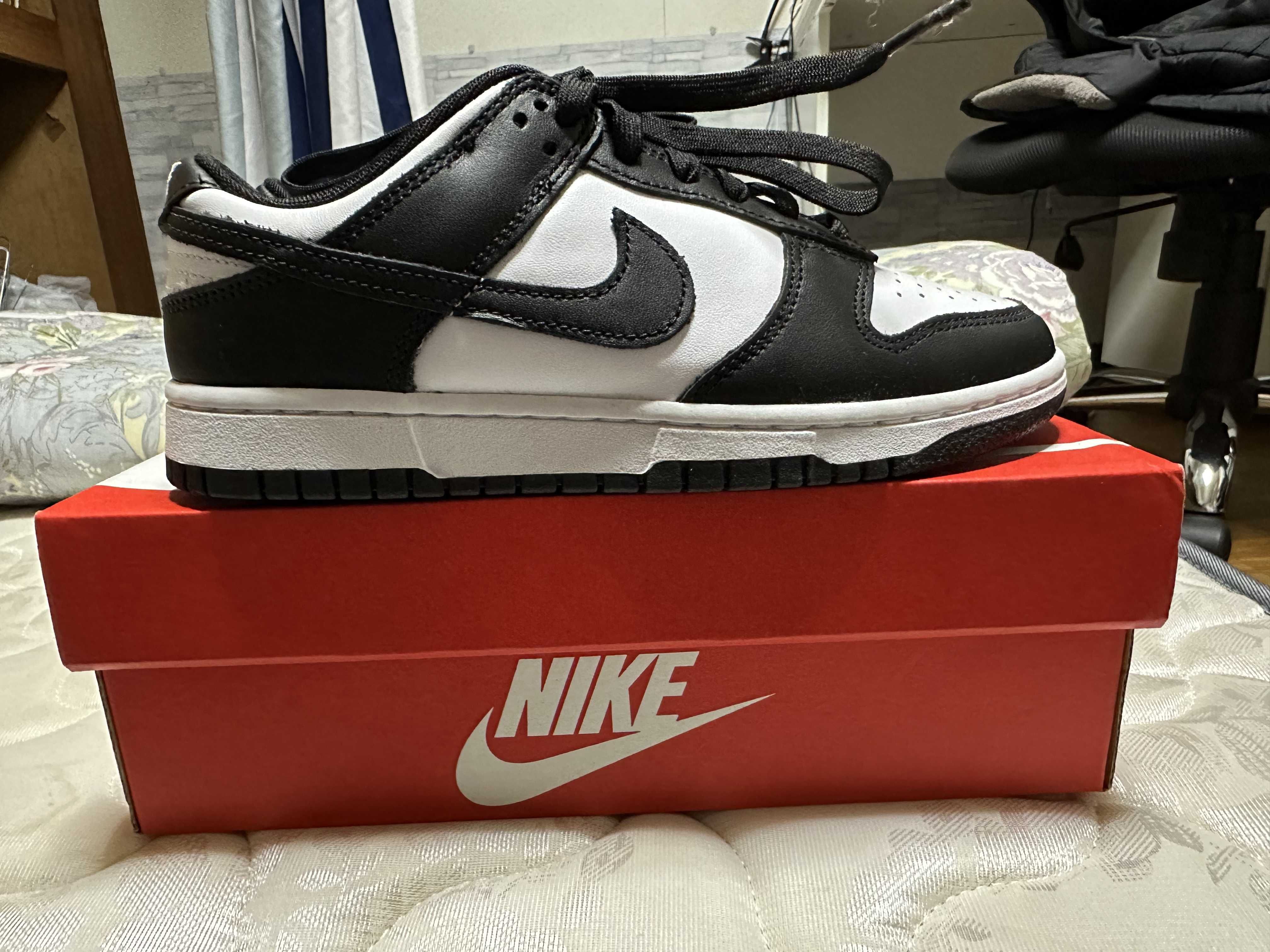 Nike Dunk Low Retro "Panda/White/Black"