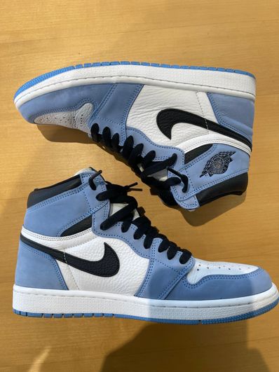 Nike Air Jordan 1 High OG "University Blue"