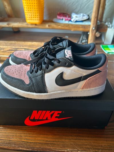 Nike Air Jordan 1 Low OG "Bleached Coral"