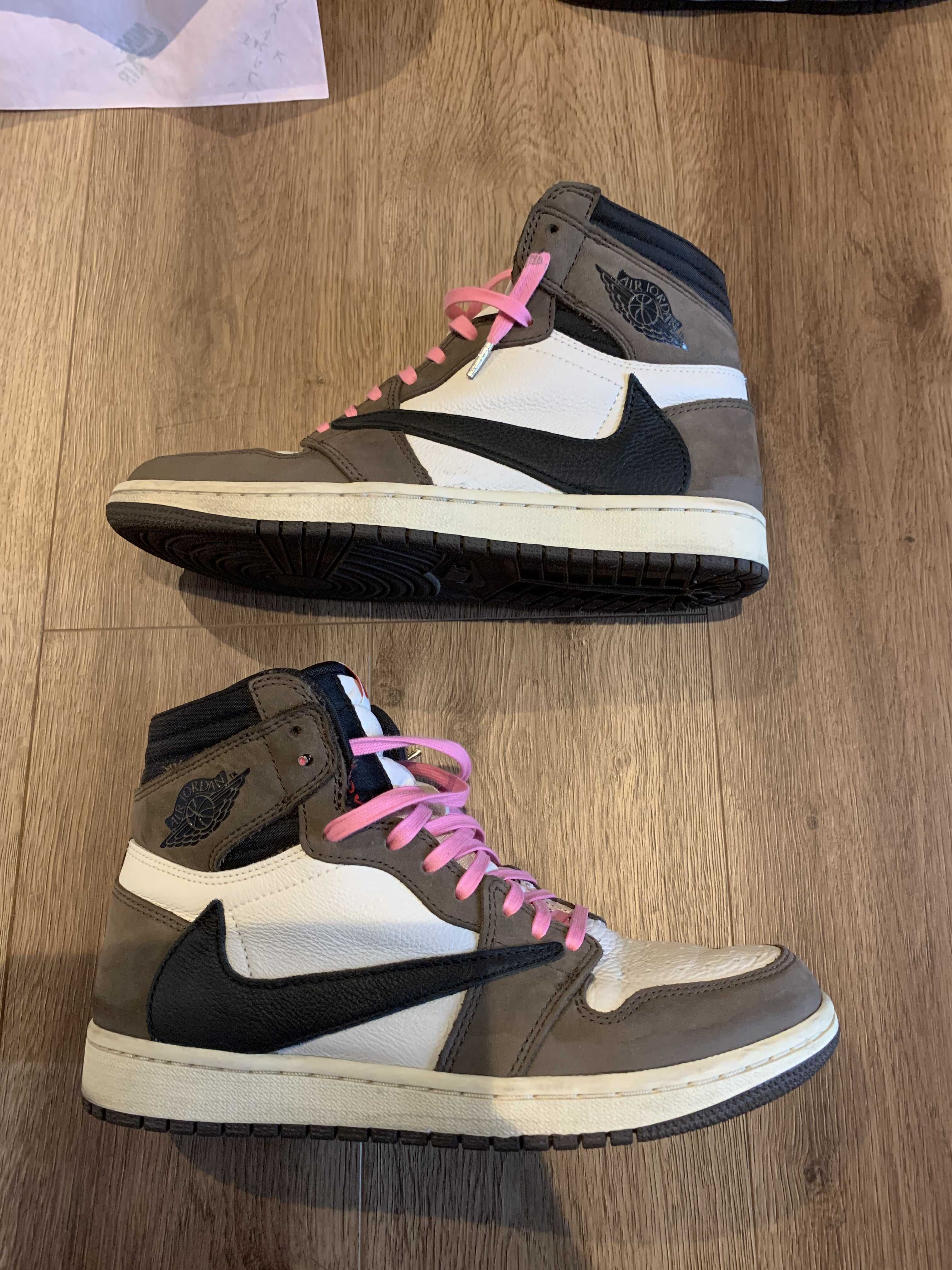 Travis Scott × Nike Air Jordan 1 Retro High OG TS SP "Sail/Dark Mocha"