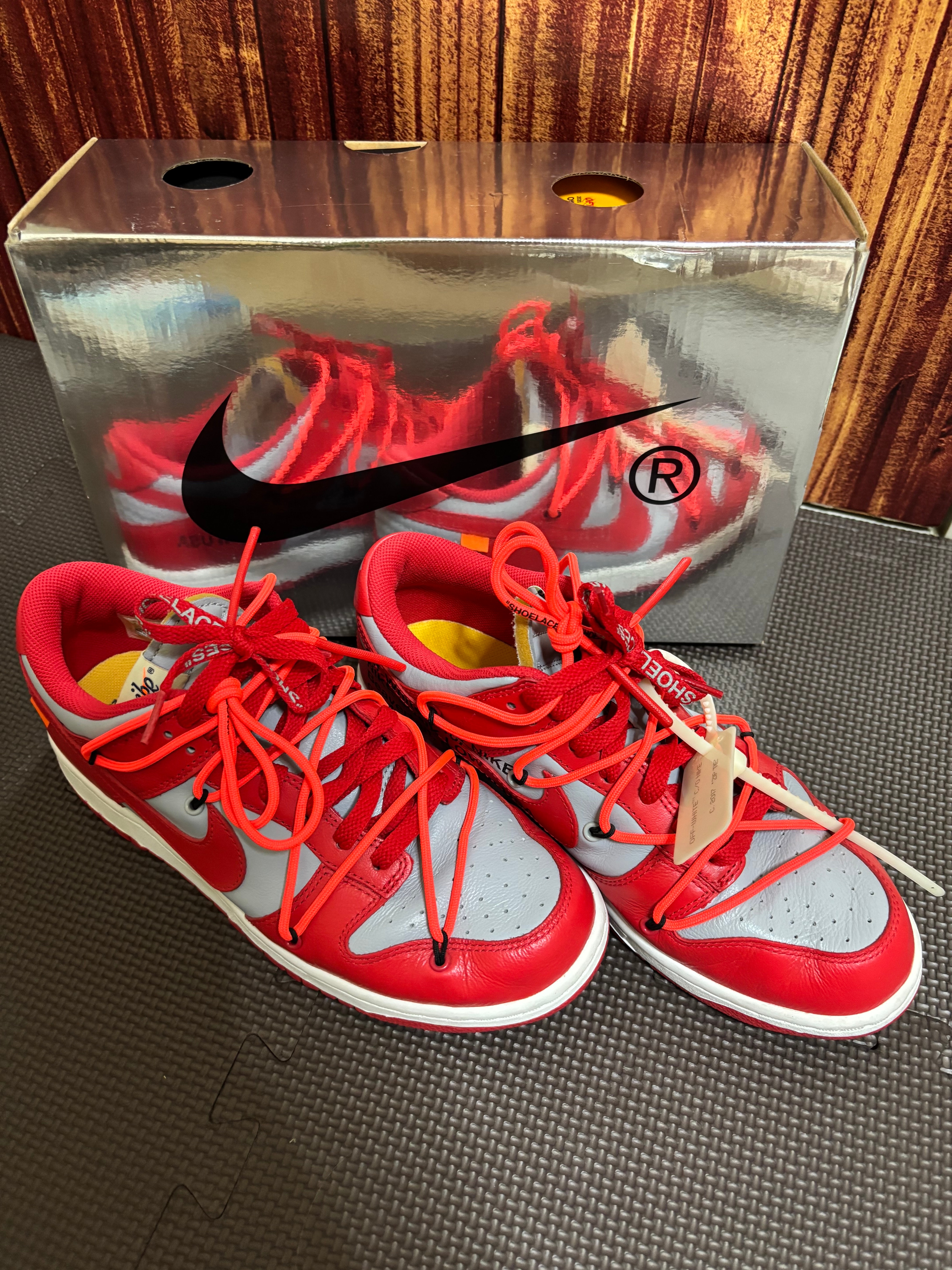 Off-White × Nike Dunk Low "University Red/Wolf Grey"