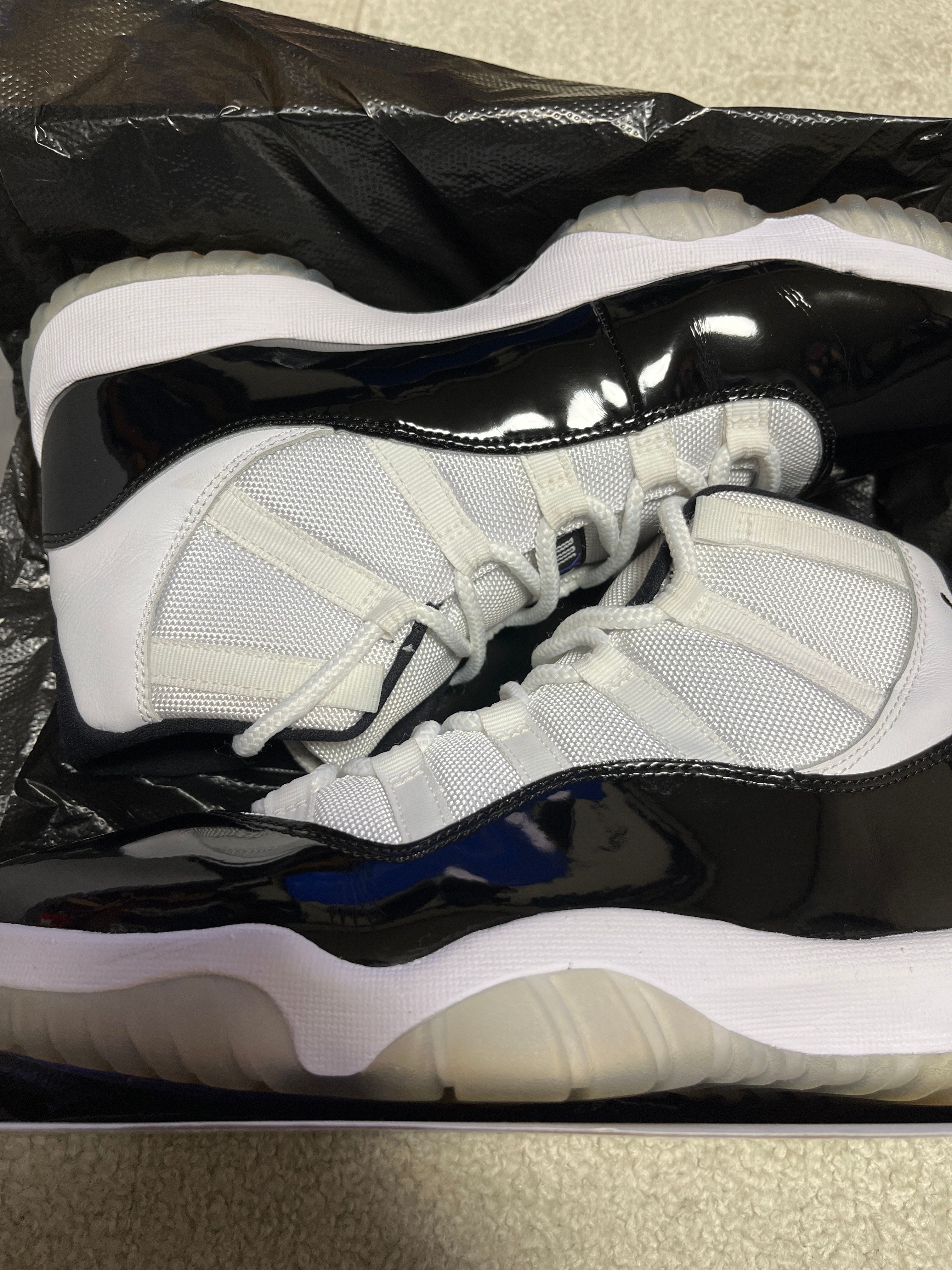 Nike Air Jordan 11 Retro "Concord" (2018)