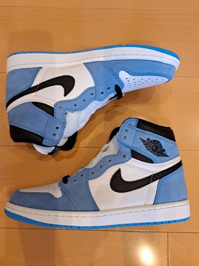 Nike Air Jordan 1 High OG "University Blue"