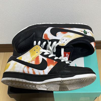 Nike SB Dunk Low "Raygun Tie-Dye/Black"