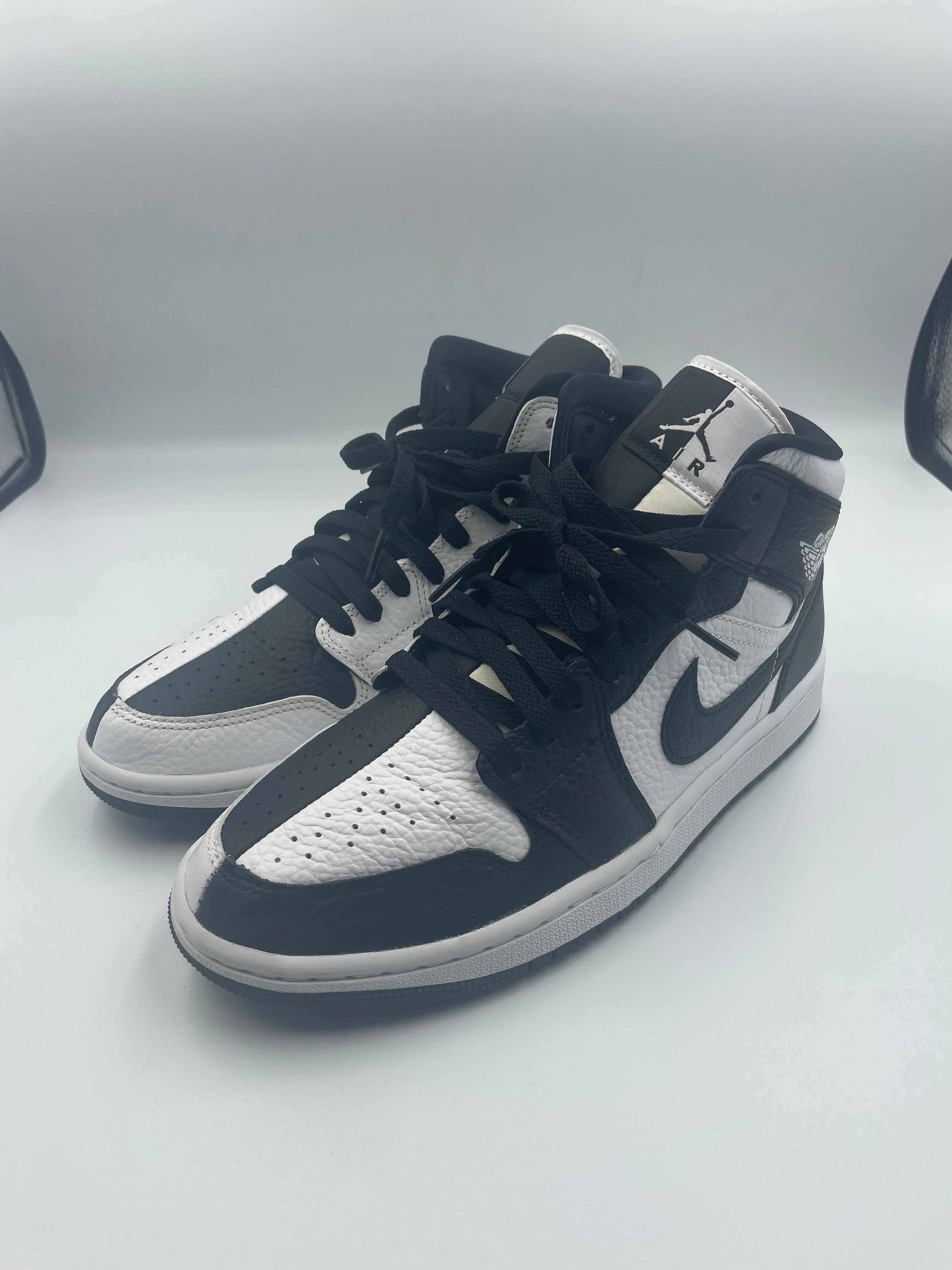 Nike Women's Air Jordan 1 Mid "Homage"