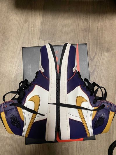 Nike SB × Air Jordan 1 Retro High "La To Chicago"