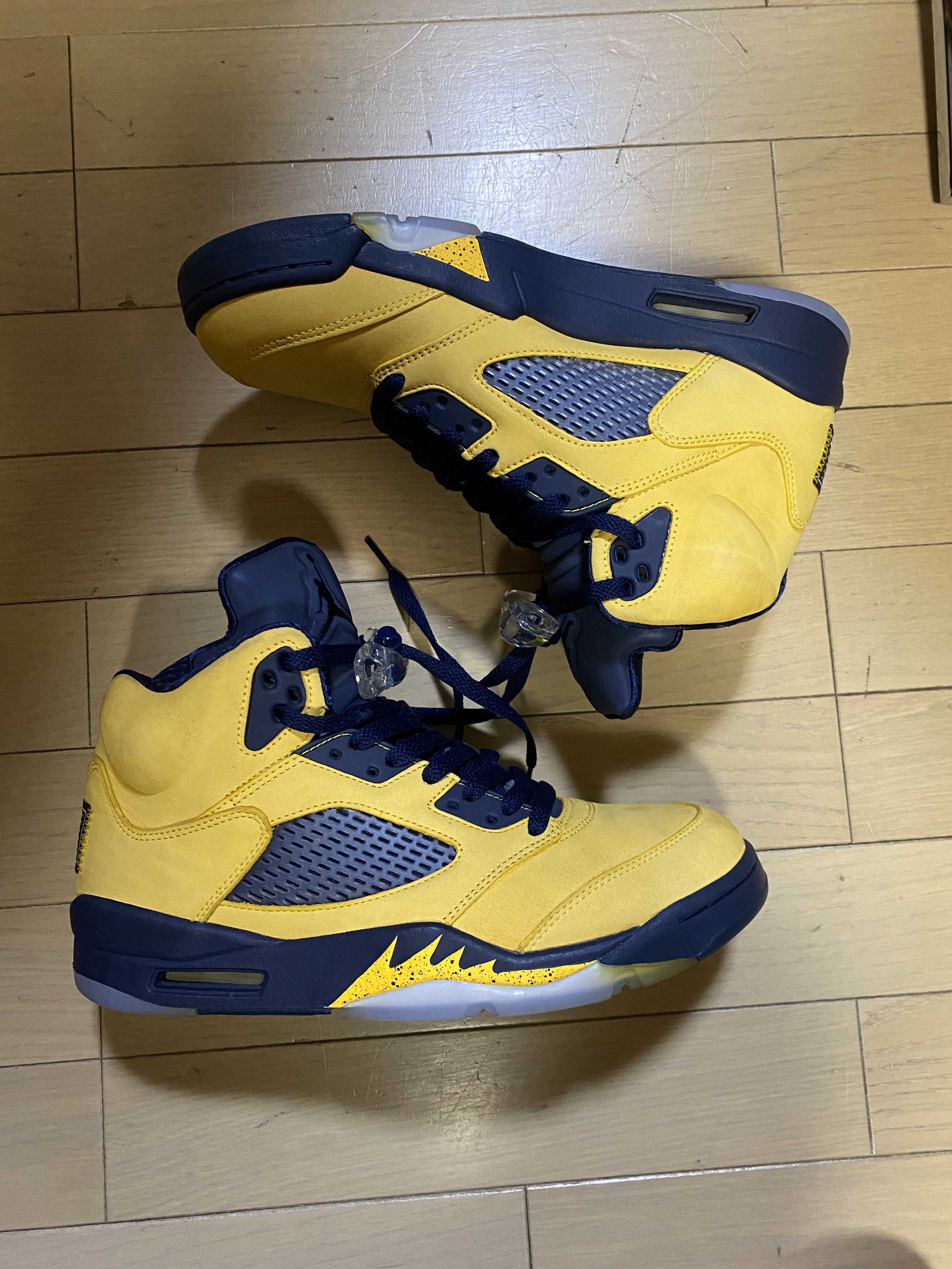 NIKE AIR JORDAN 5 "MICHIGAN"