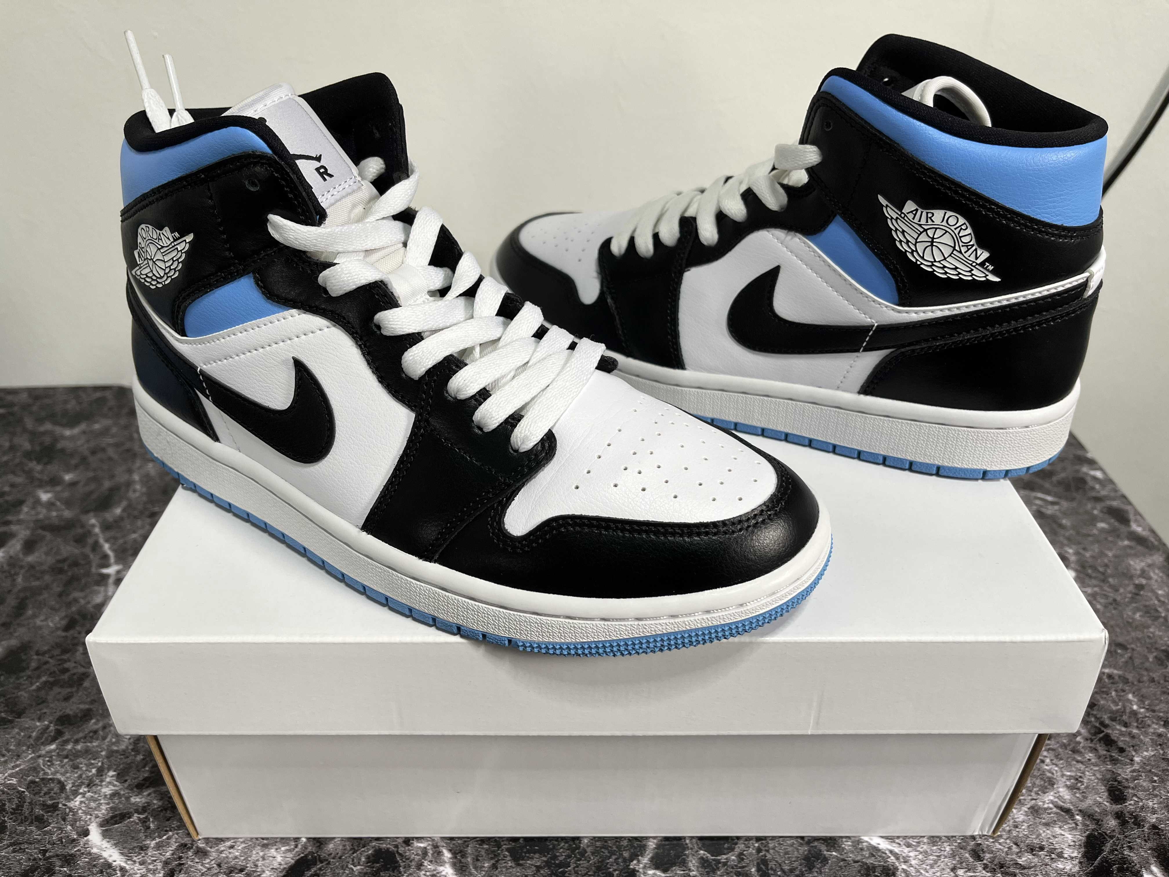 Nike Women's Air Jordan 1 Mid "Black/University Blue"
