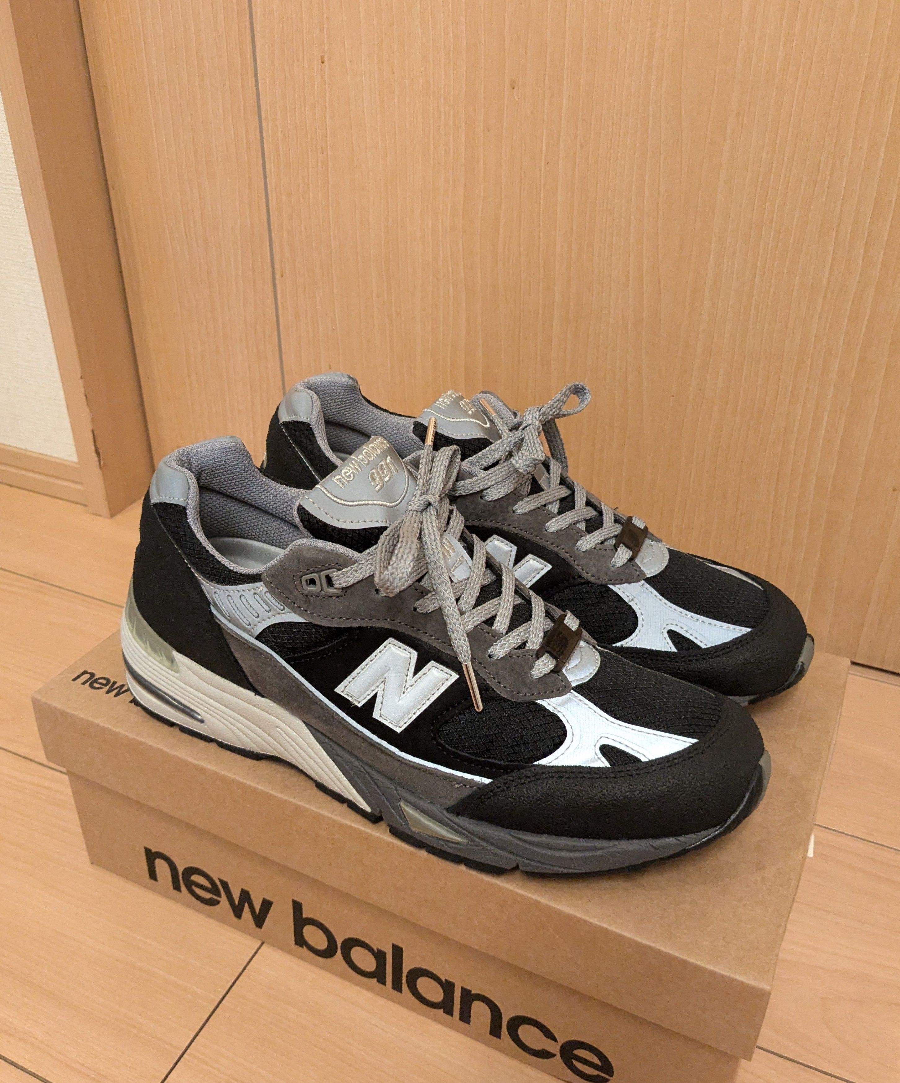 SLAM JAM × NEW BALANCE M991 "BLACK/RED"