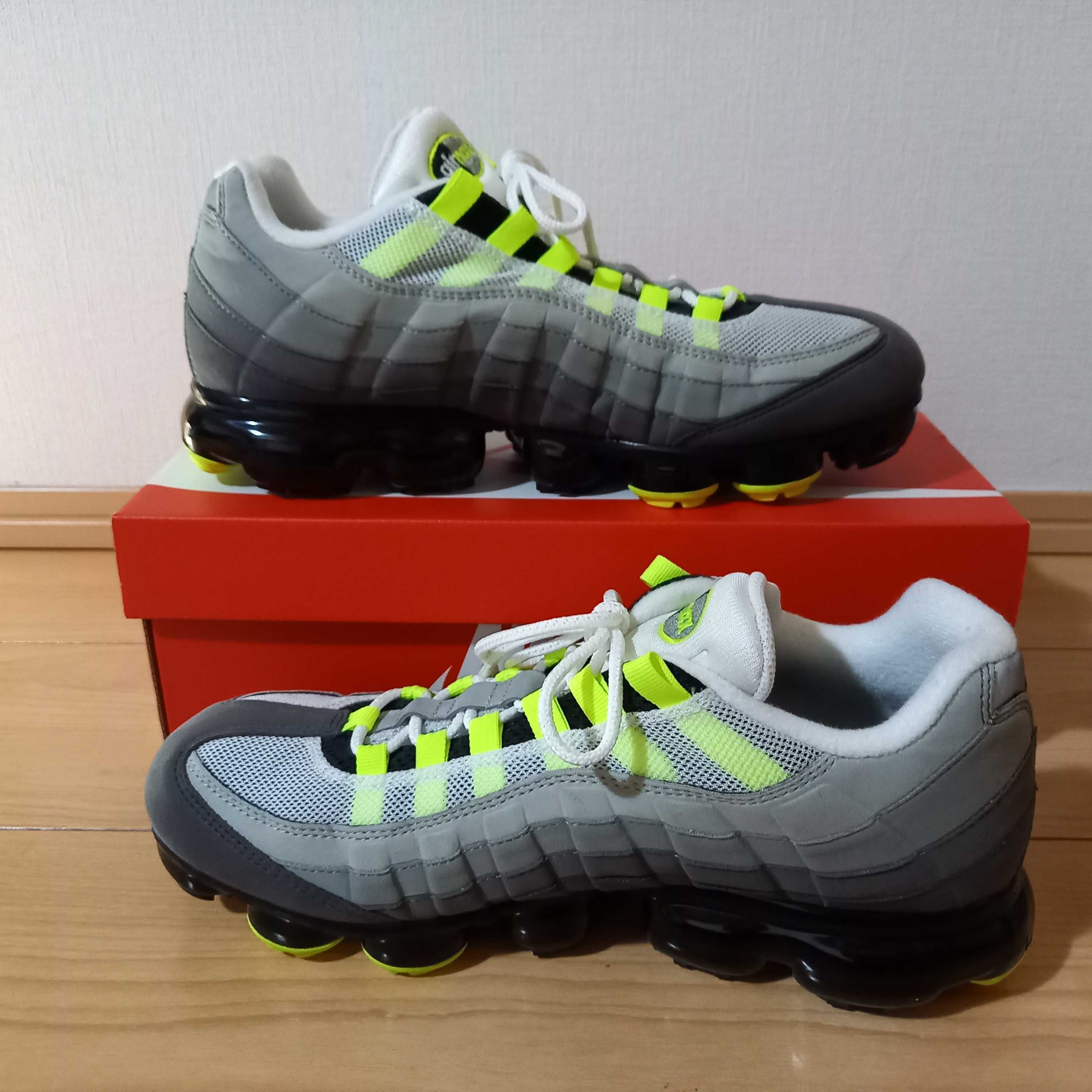Nike Air Vapormax 95 "Neon"