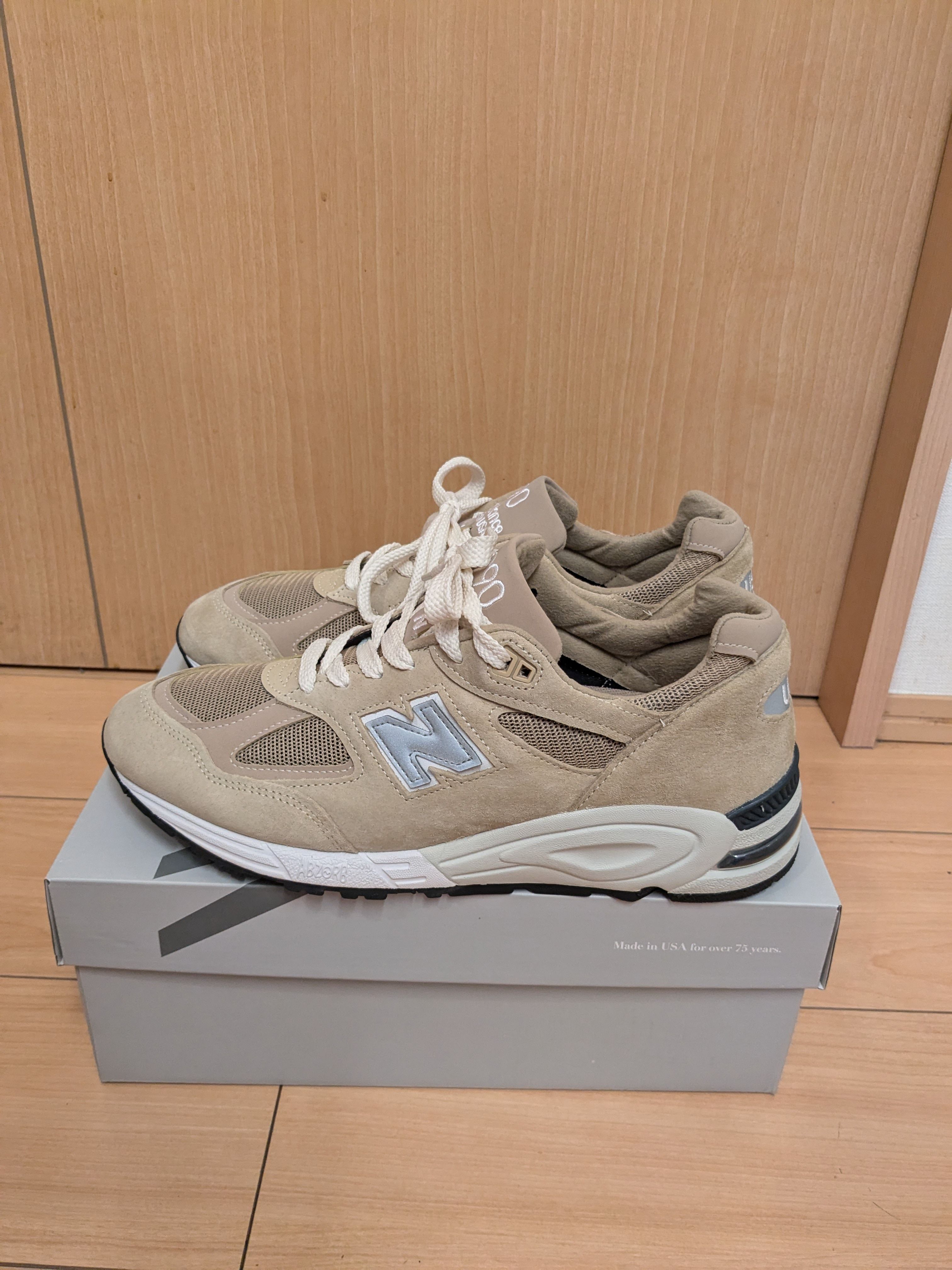 KITH × New Balance 990V2 "Tan"