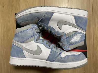 Nike Air Jordan 1 High OG "Hyper Royal"