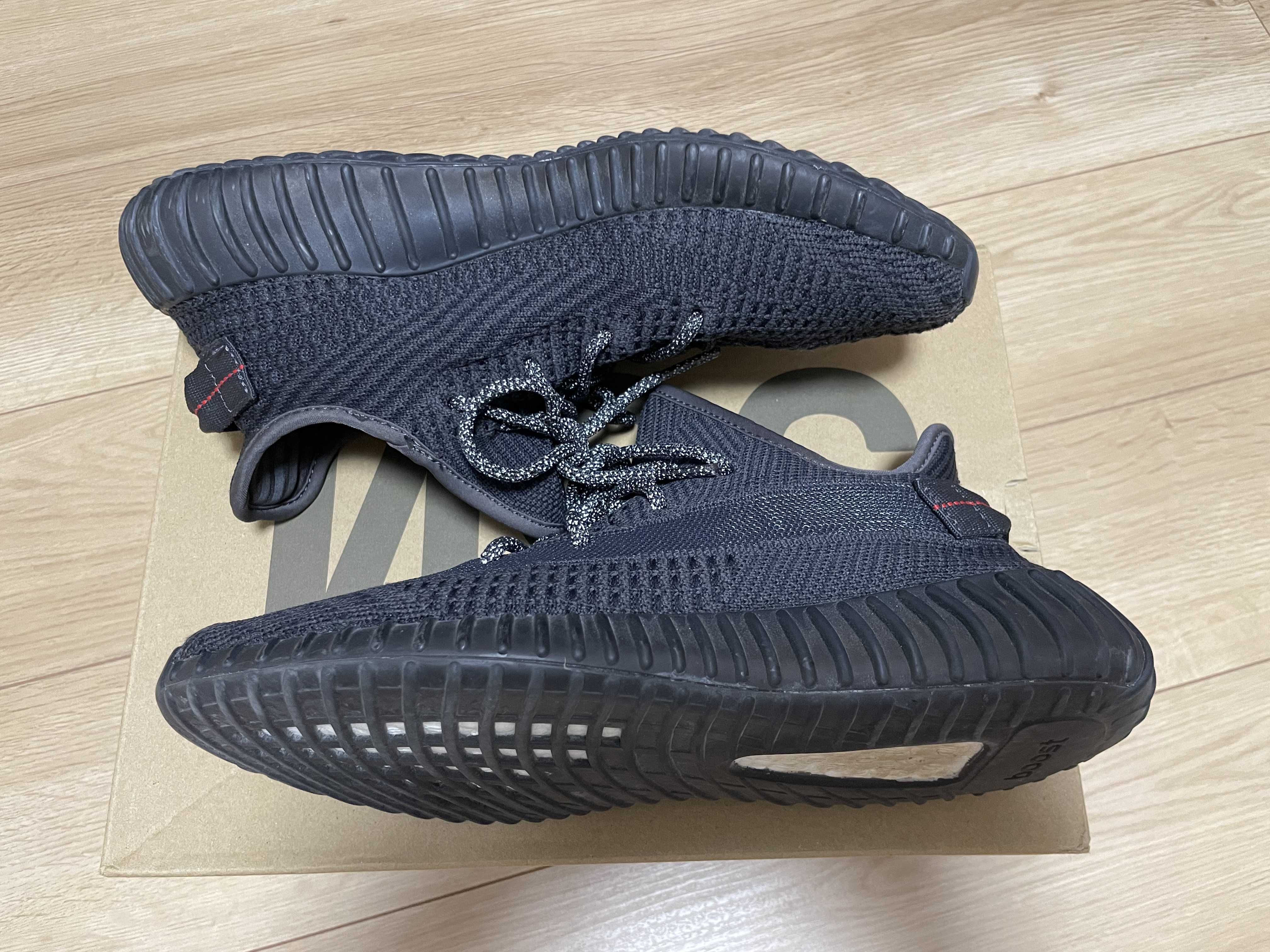 adidas YEEZY Boost 350 V2 "Black"