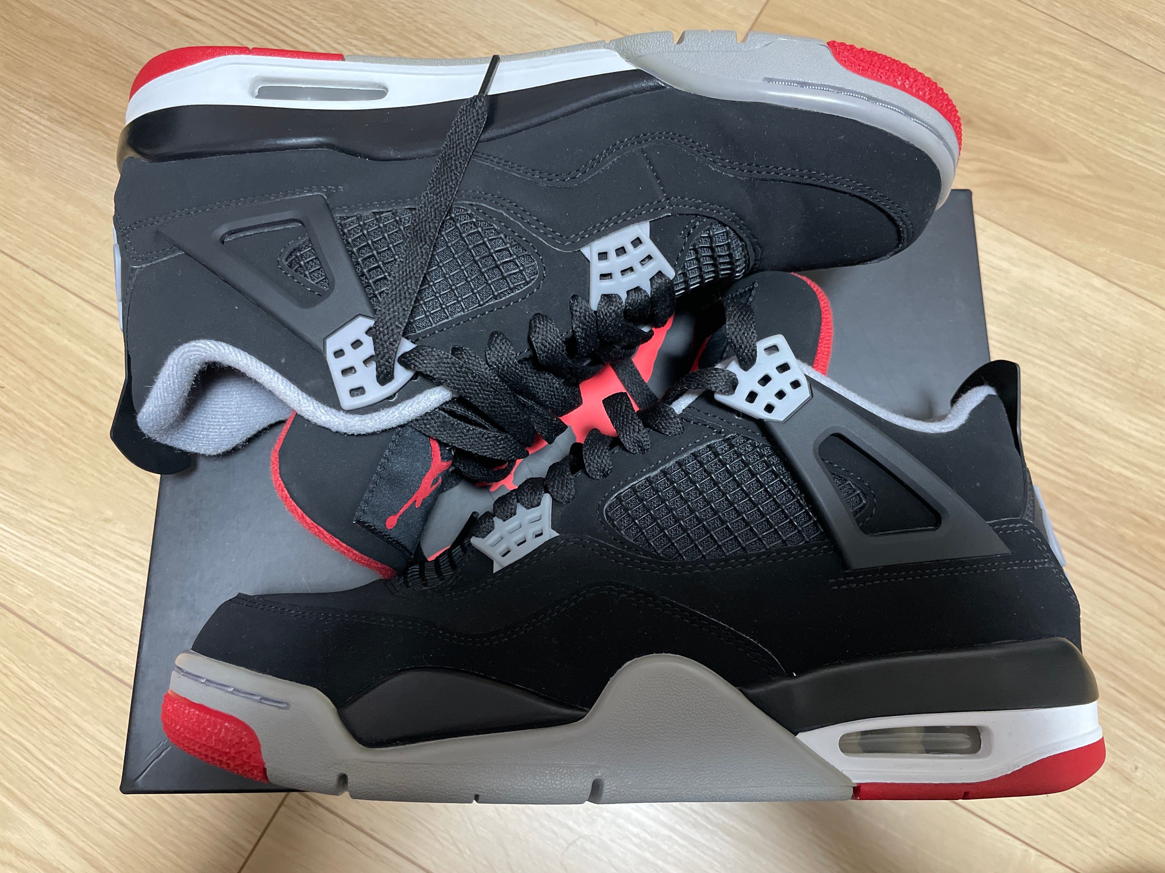 Nike Air Jordan 4 Retro "Bred" (2019)  