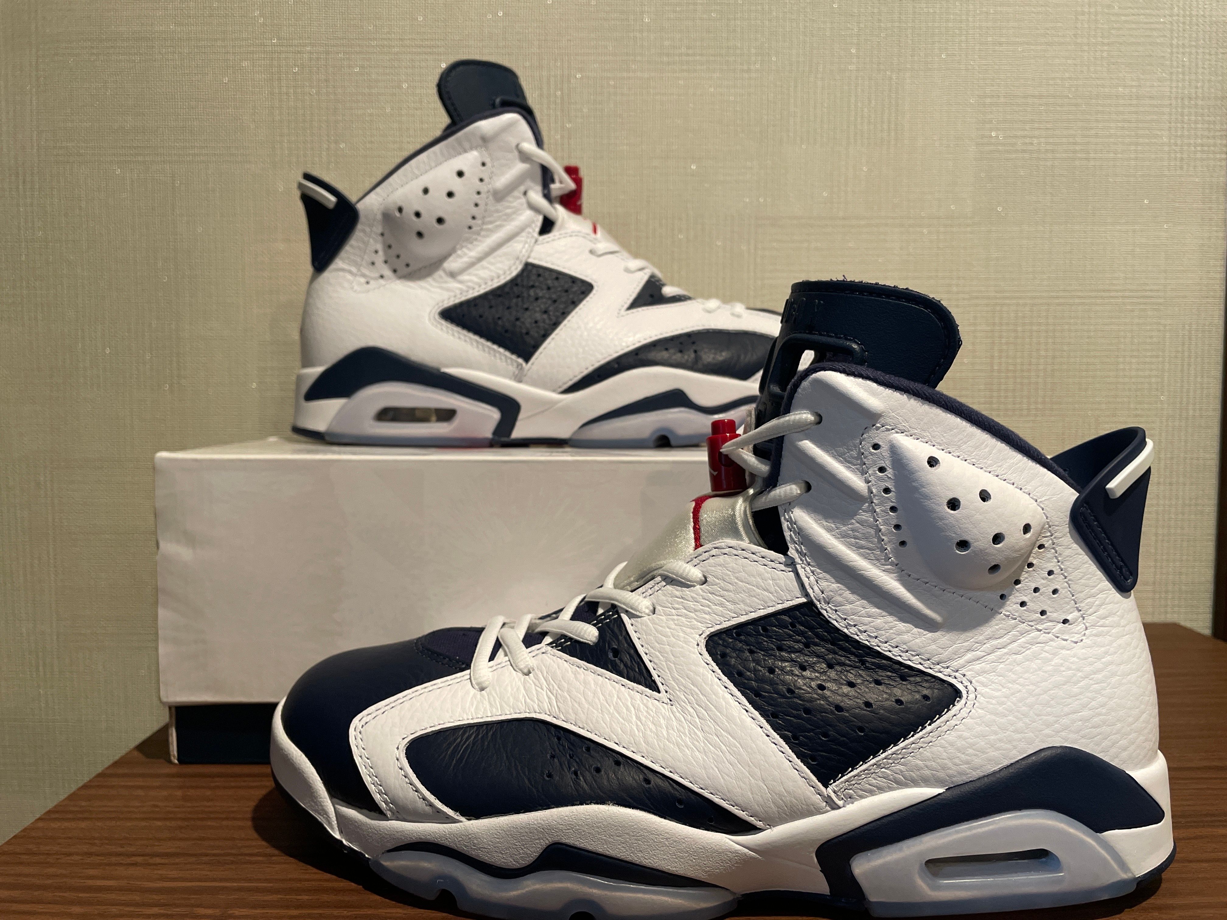 Nike Air Jordan 6 Retro "White and Midnight Navy"