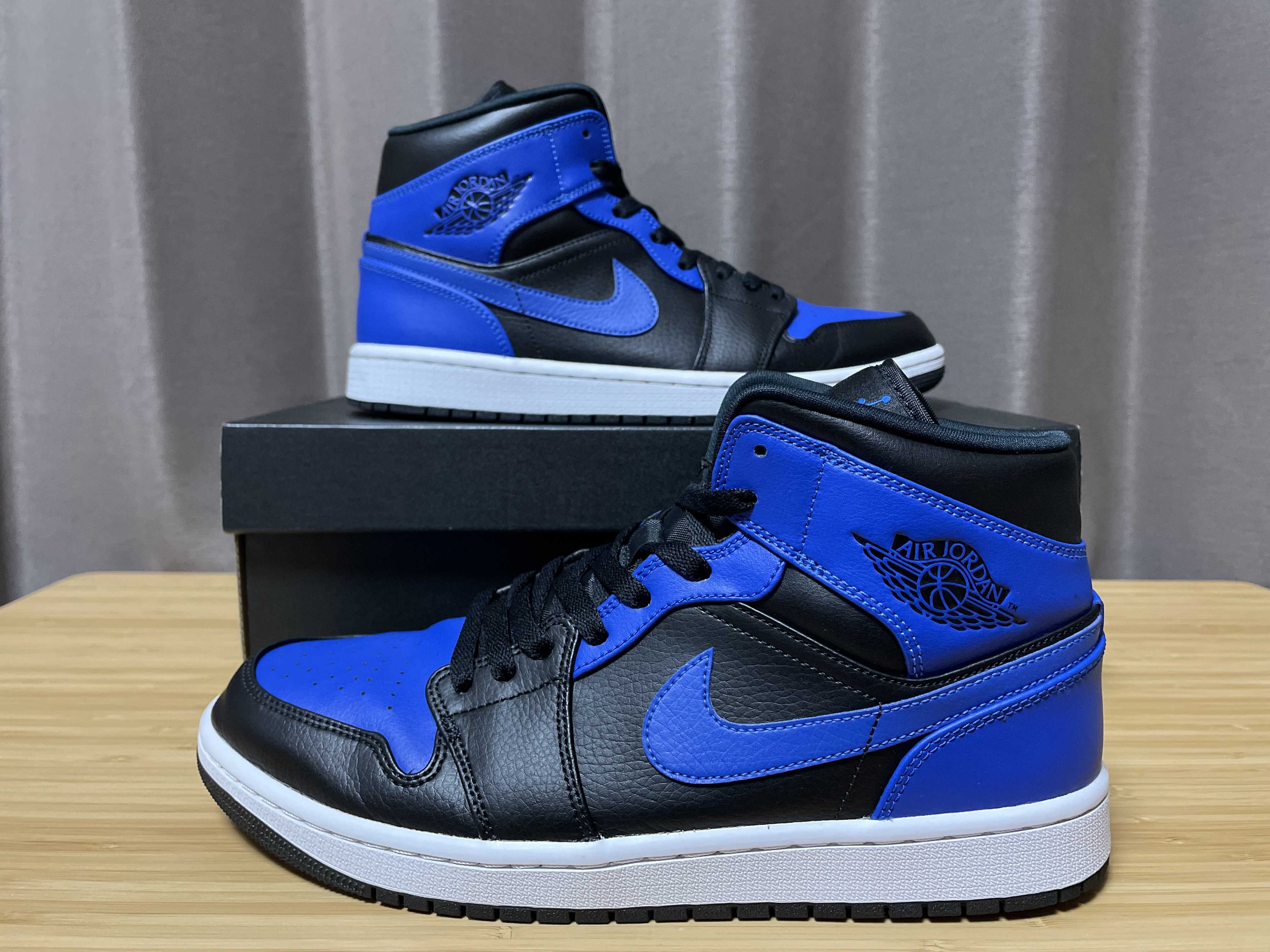 Nike Air Jordan 1 Mid "Hyper Royal"