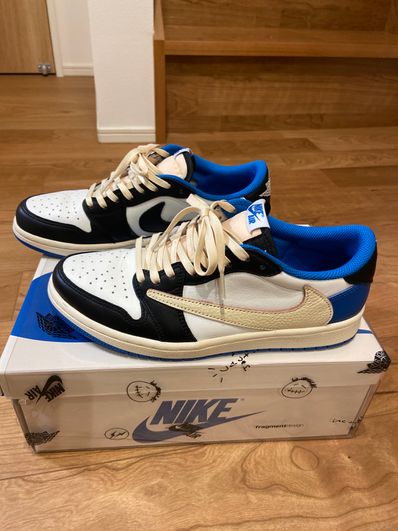 Travis Scott × fragment design × Nike Air Jordan 1 Low OG SP "Military Blue"