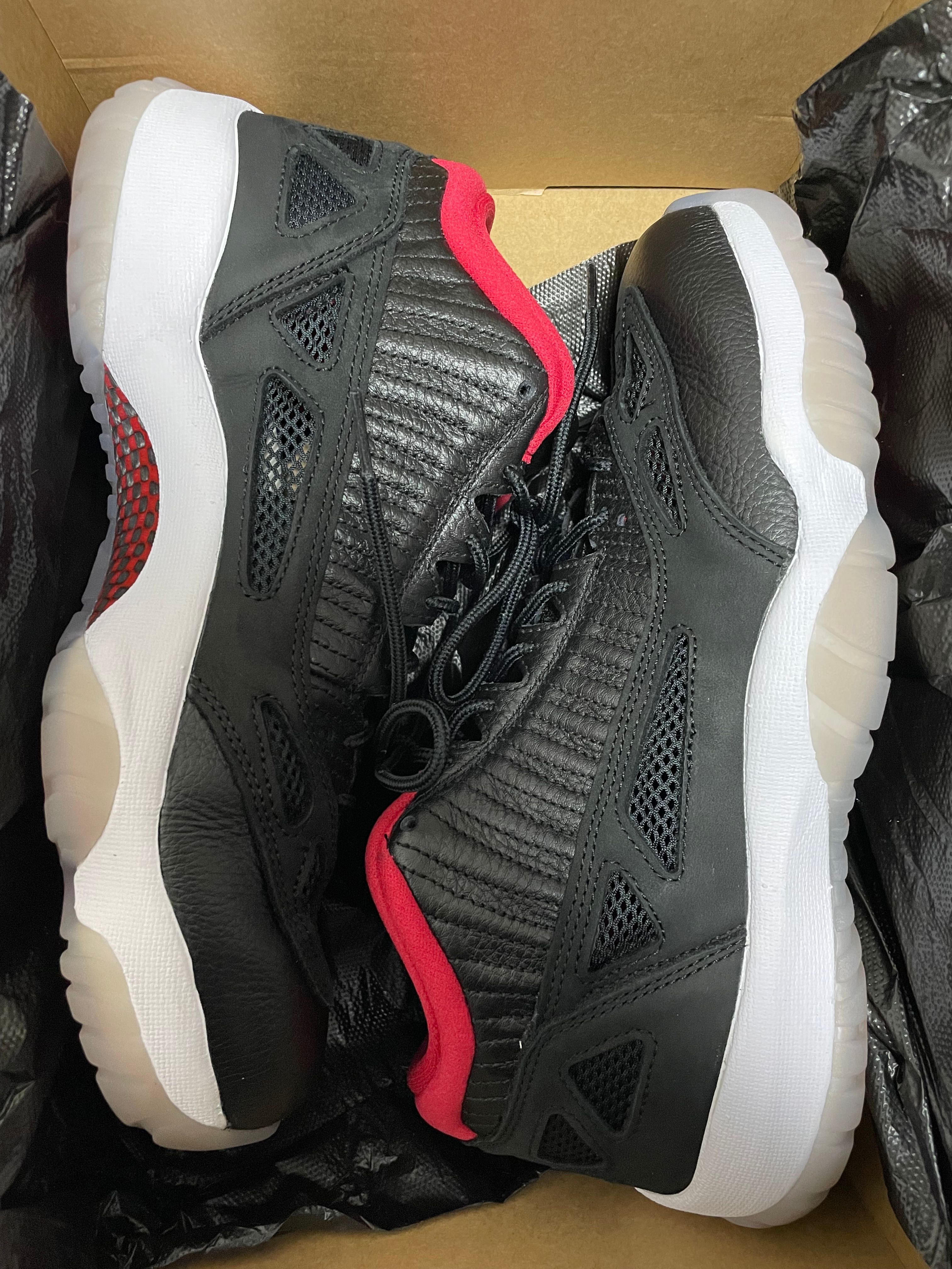 Air Jordan 11 Low IE "Bred"