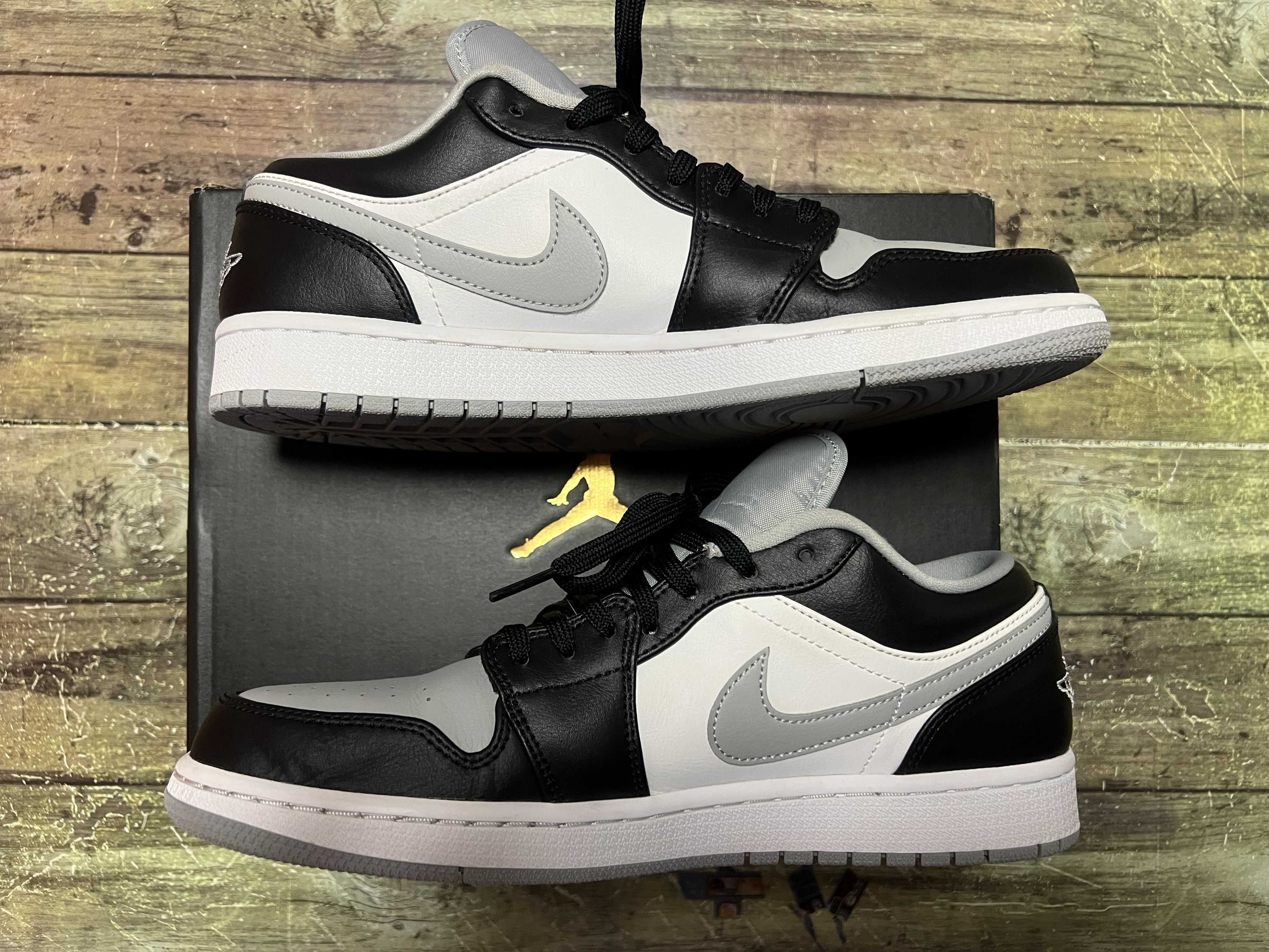 Nike Air Jordan 1 Low "Black/Light Smoke Grey"