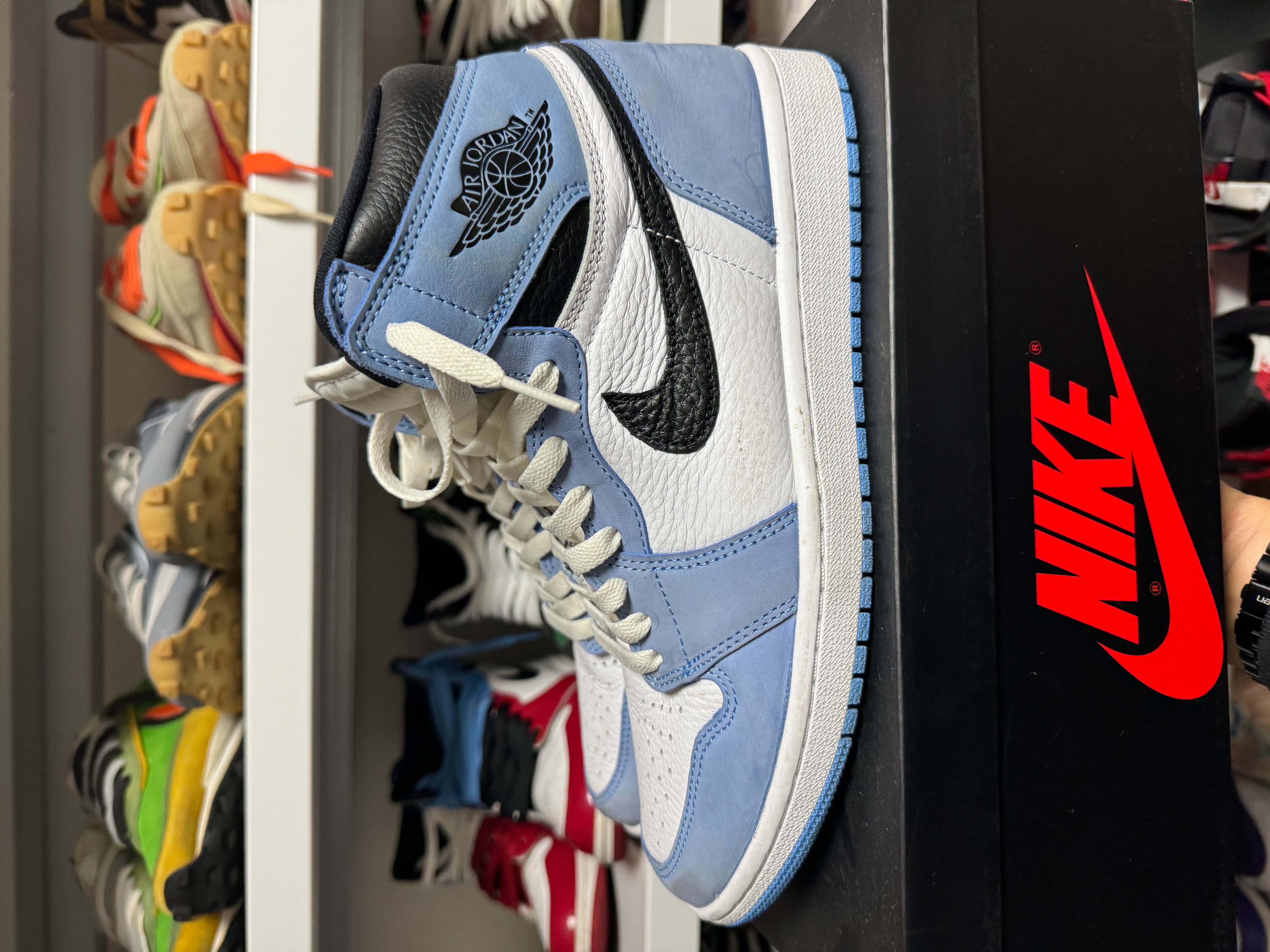 Nike Air Jordan 1 High OG "University Blue"