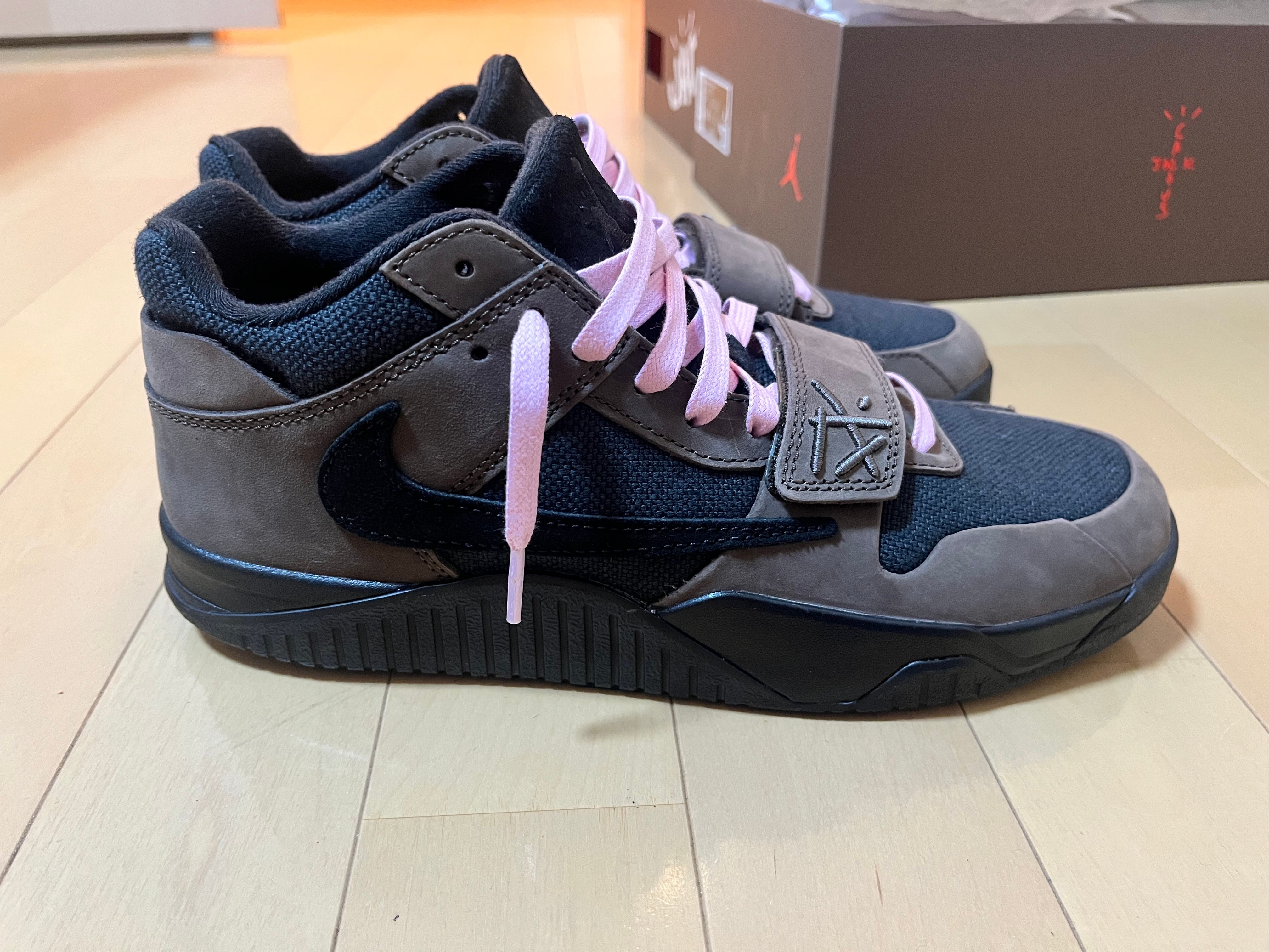 トラヴィススコット × ナイキ ジョーダン ジャンプマンジャック TR CJ1 T-Rexx "ブラック アンド ダークモカ"