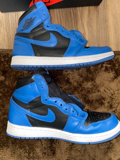 Nike Air Jordan 1 Retro High OG "Dark Marina Blue"