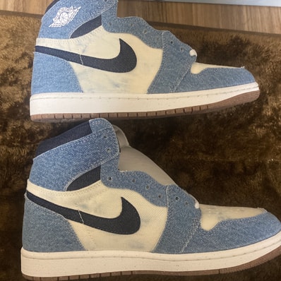 Nike Air Jordan 1 Retro High OG "Denim"