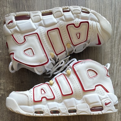 NIKE AIR MORE UPTEMPO "WHITE/VARSITY RED" (2021)