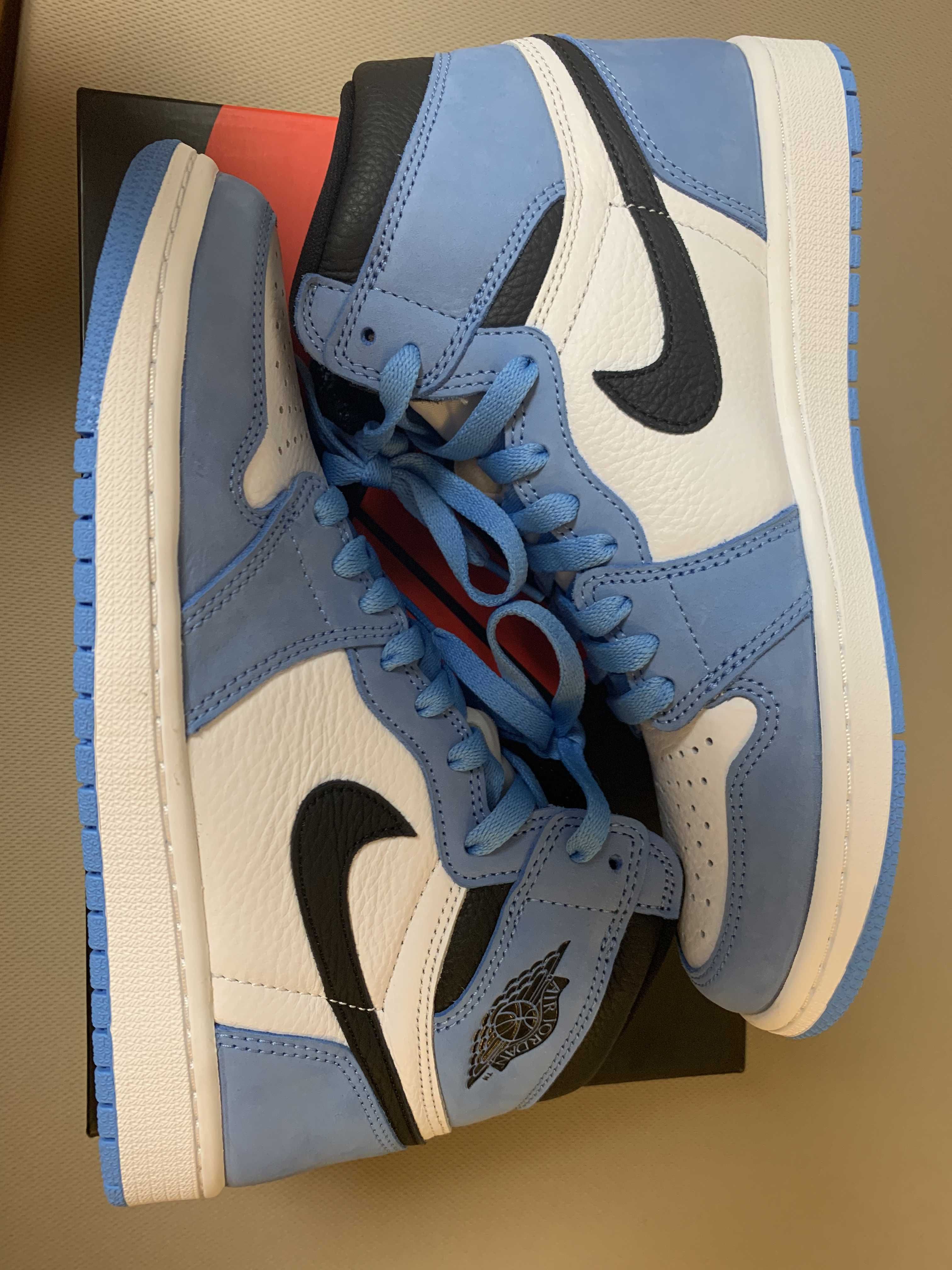 Nike Air Jordan 1 High OG "University Blue"