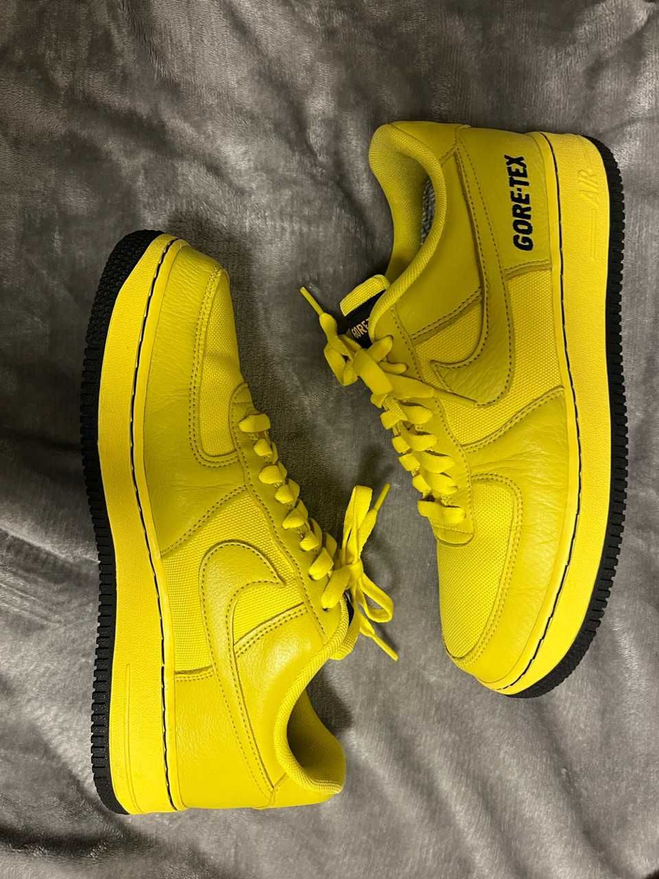 Nike Air Force 1 Low Gore-Tex "Dynamic Yellow"