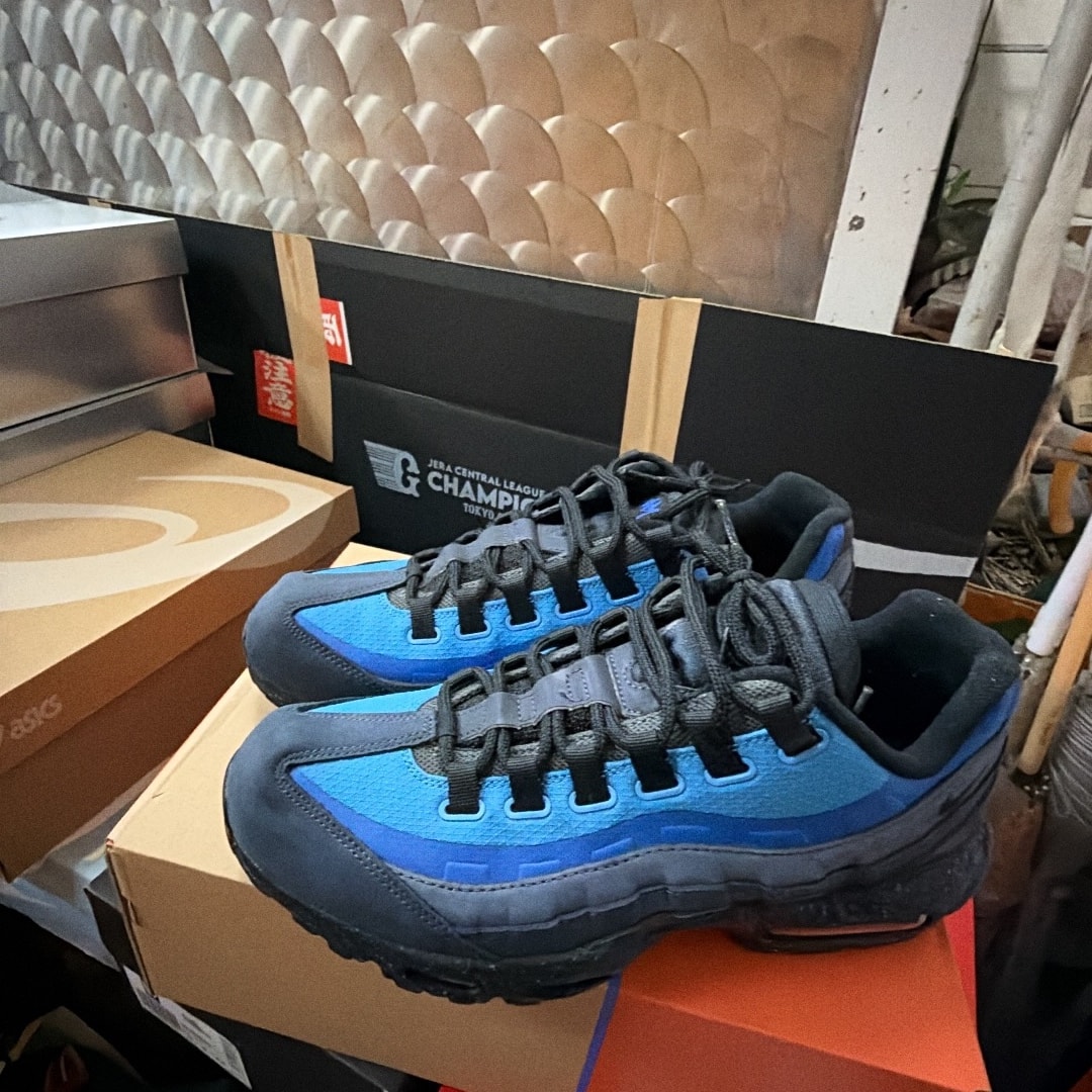Stash × Nike Air Max 95 "Black and Harbor Blue" (2024)