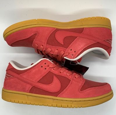 Nike SB Dunk Low "Adobe"