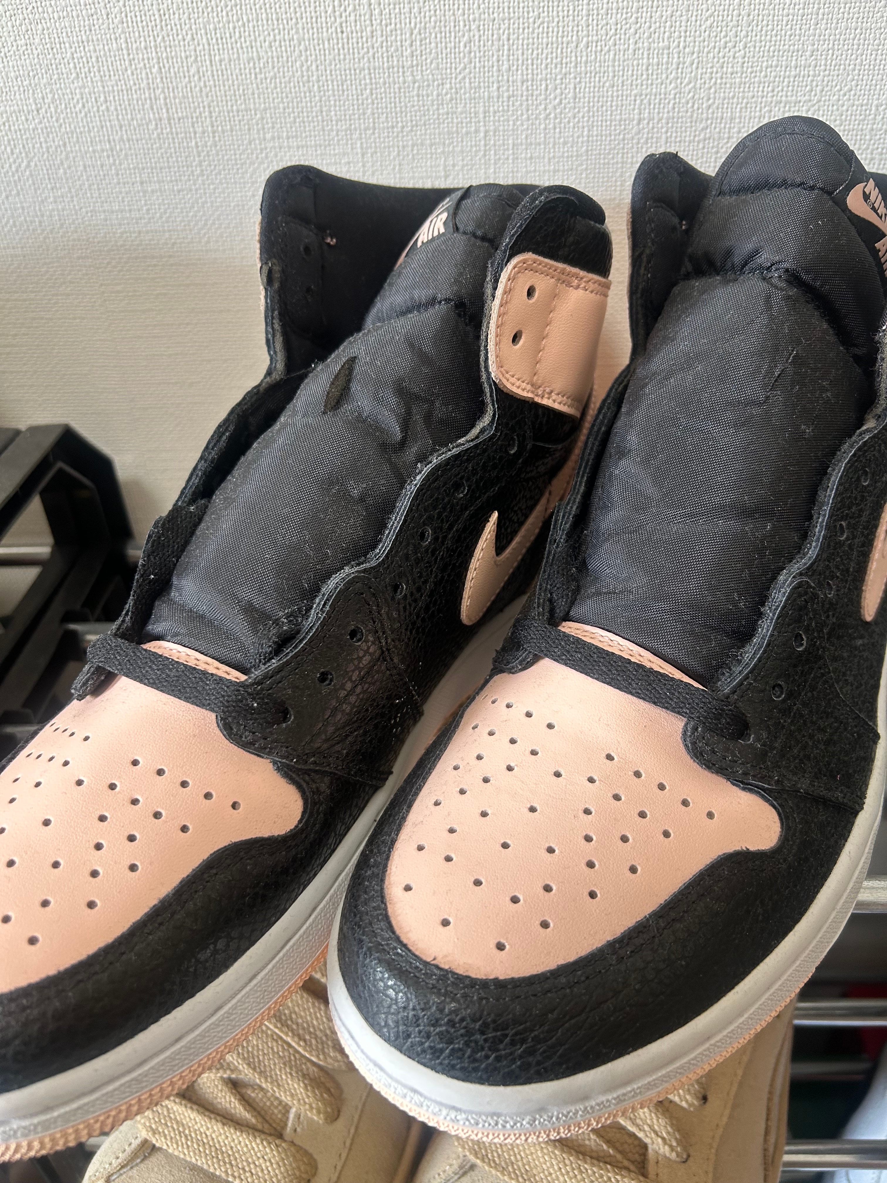 Nike Air Jordan 1 Retro High OG "Crimson Tint"