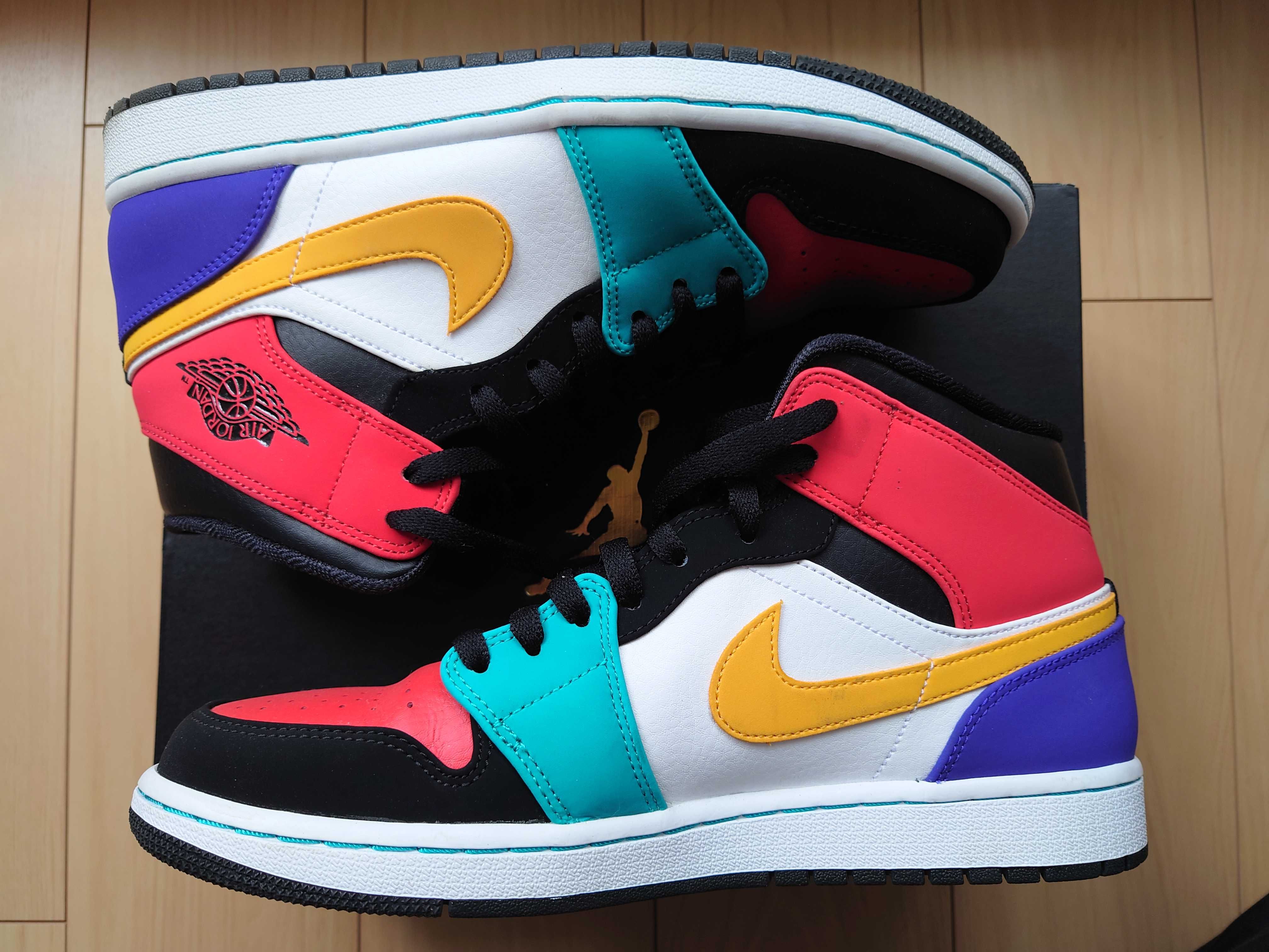 Nike Air Jordan 1 Mid "White/University Red/Black"