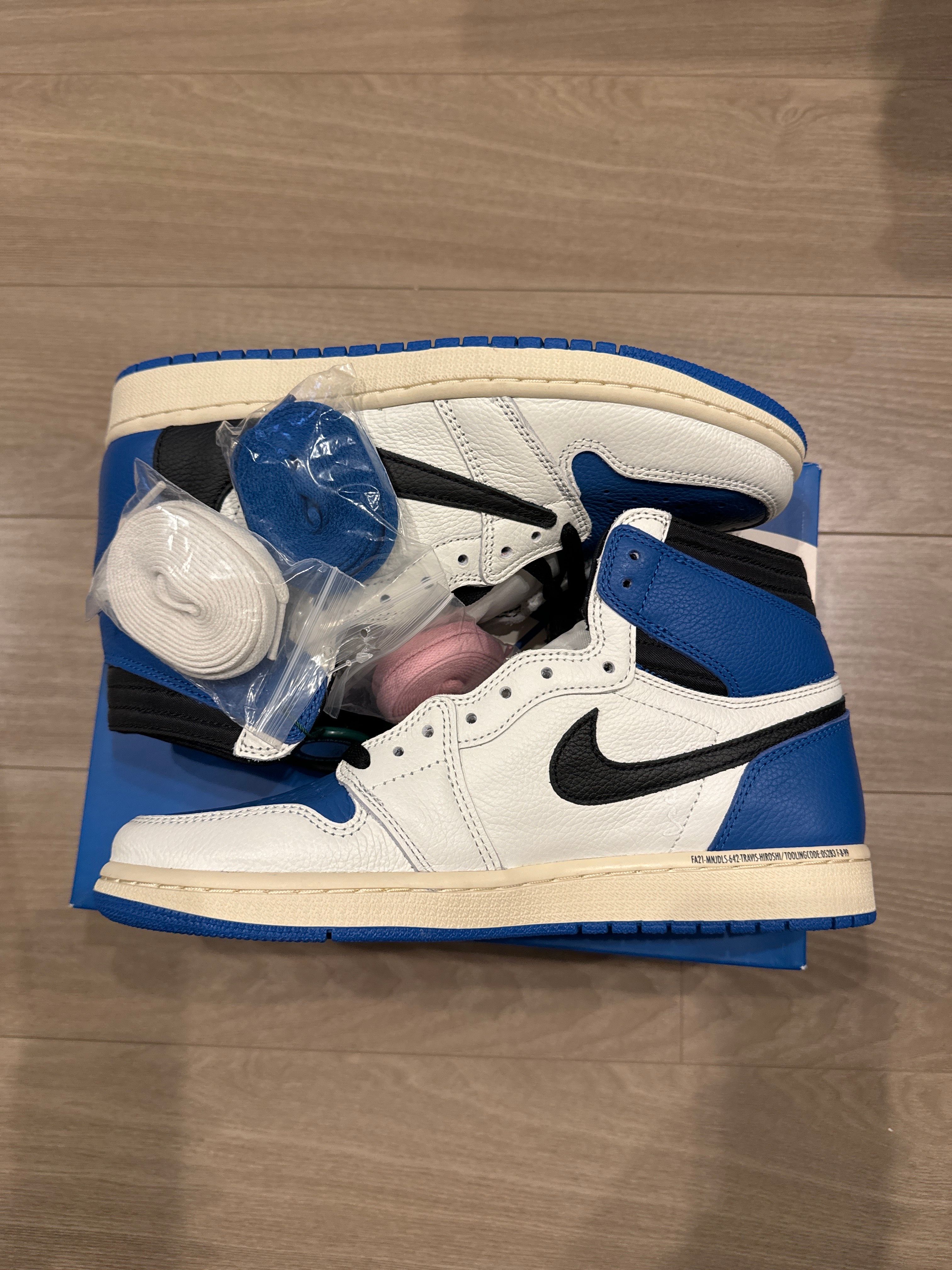 Travis Scott × fragment design × Nike Air Jordan 1 Retro High OG SP "Military Blue"