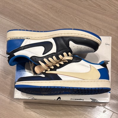 Travis Scott × fragment design × Nike Air Jordan 1 Low OG SP "Military Blue"