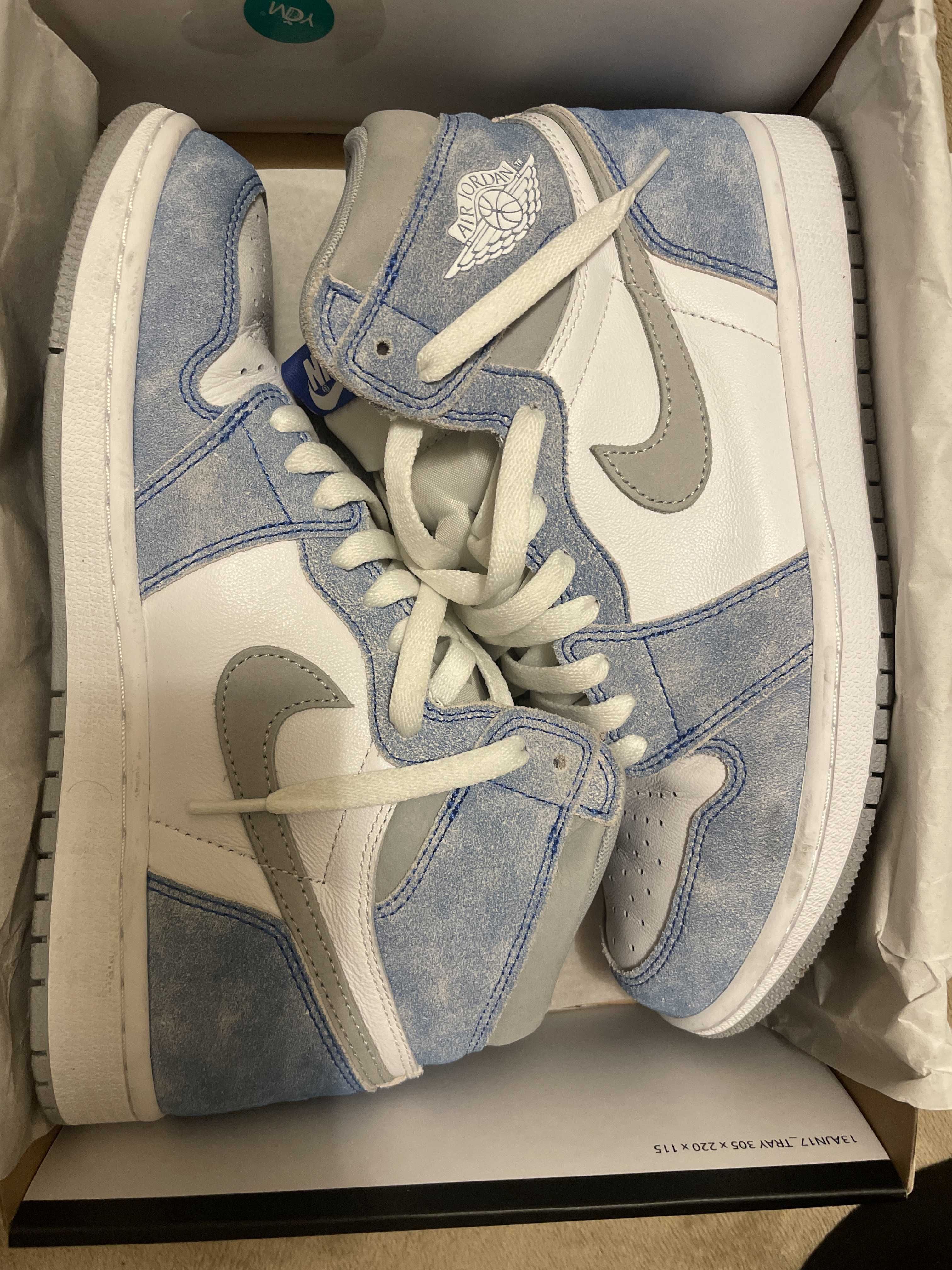 Nike Air Jordan 1 High OG "Hyper Royal"