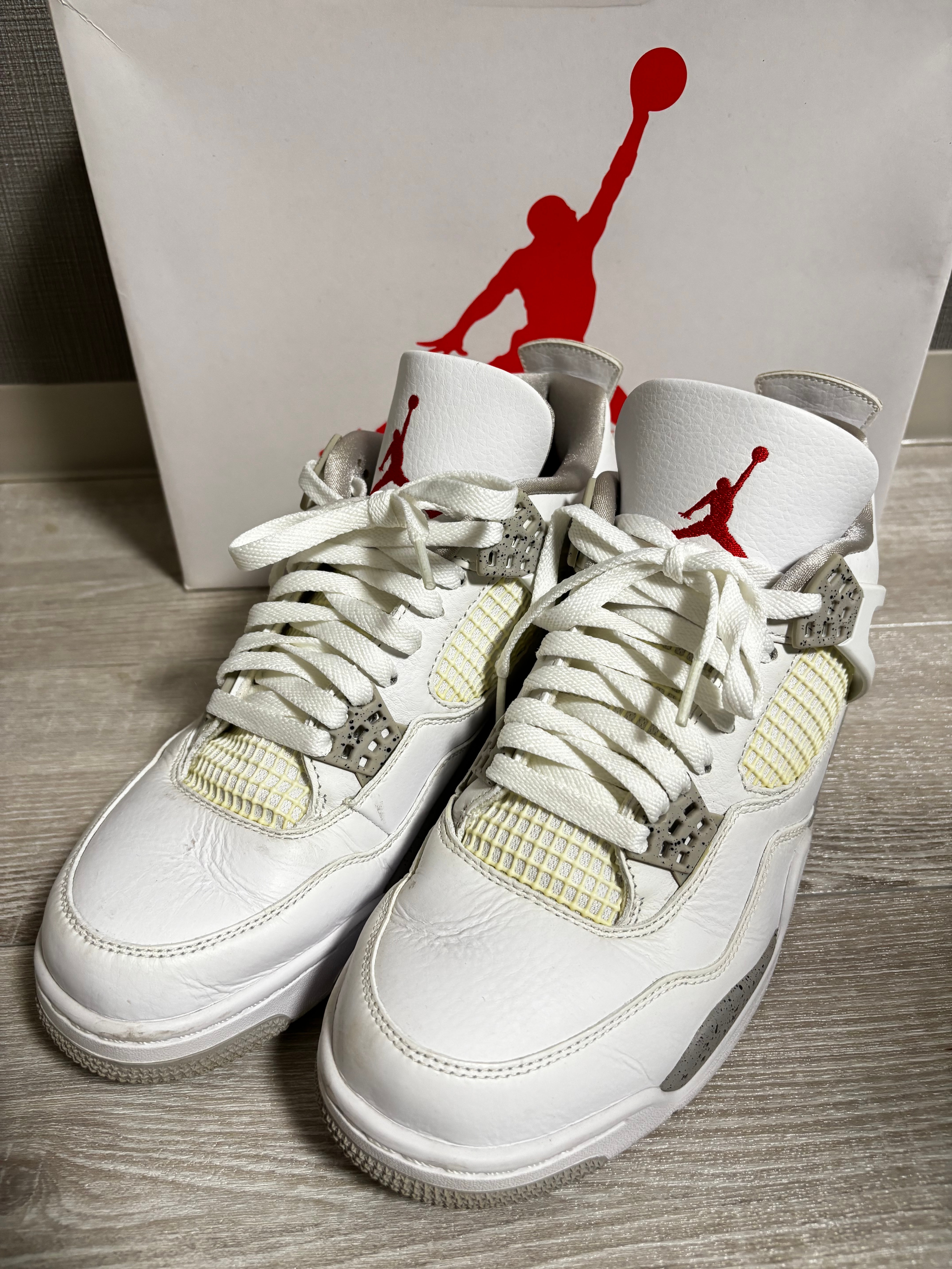 Nike Air Jordan 4 "Tech White"  