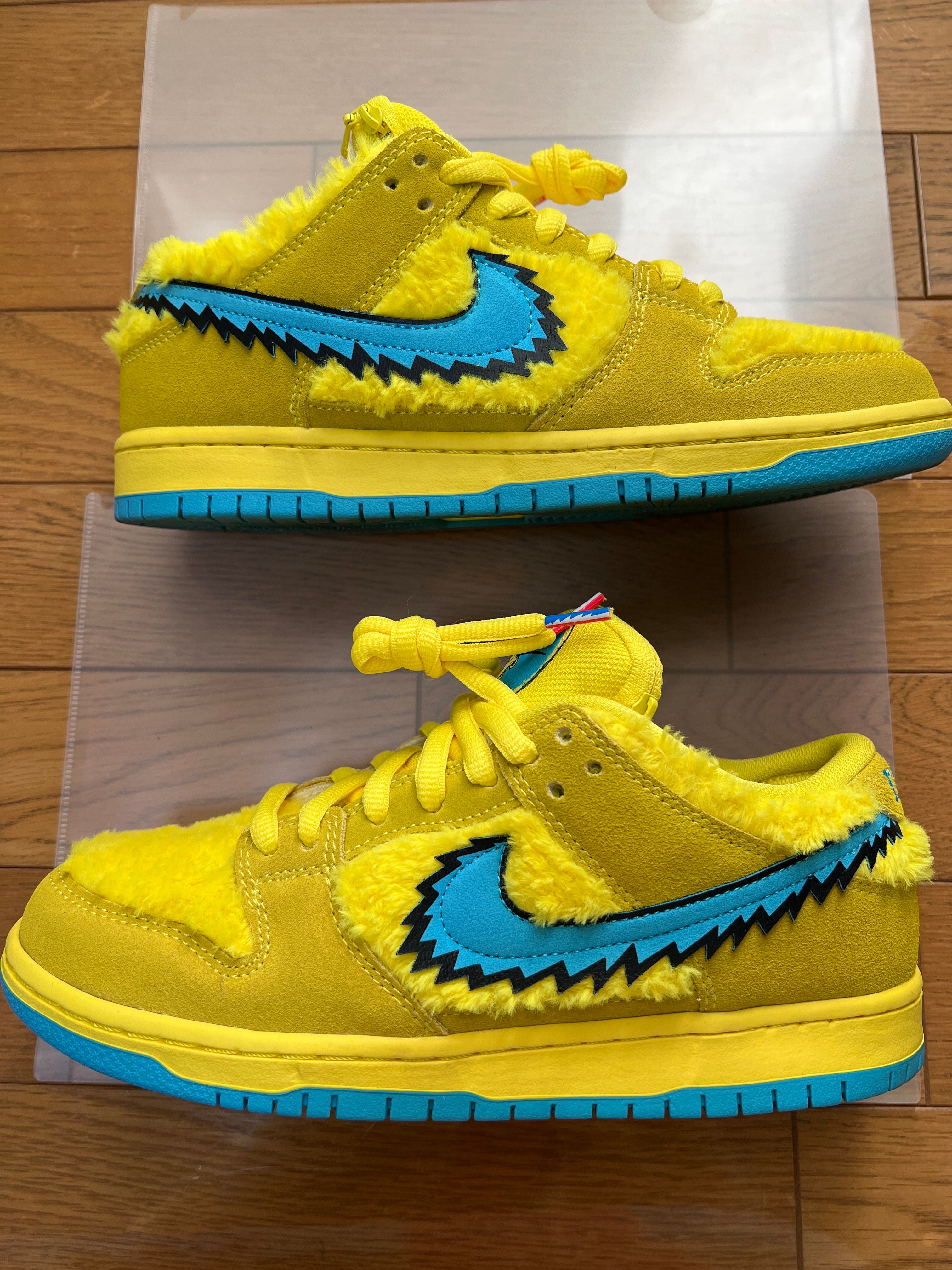 Grateful Dead × Nike SB Dunk Low "Yellow Bear"