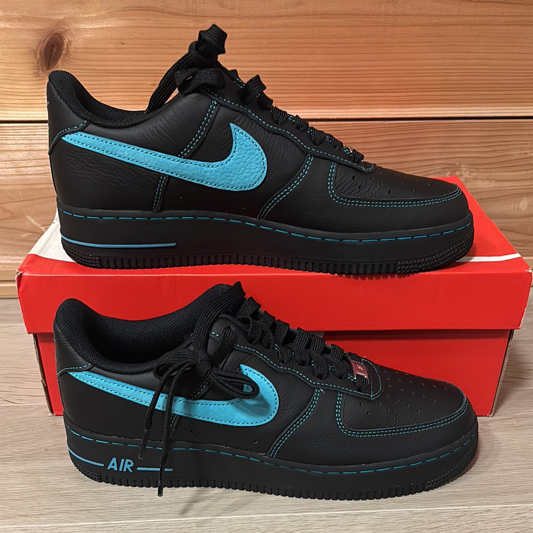 Nike Air Force 1 Low "Black Tiffany"
