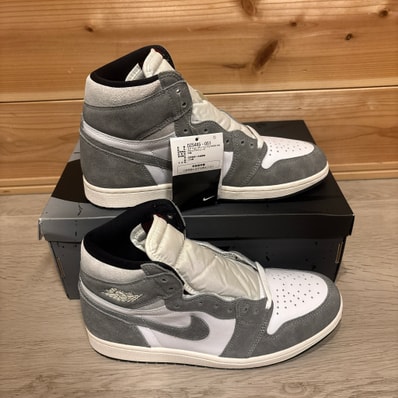 Nike Air Jordan 1 Retro High OG "Black and Smoke Grey"