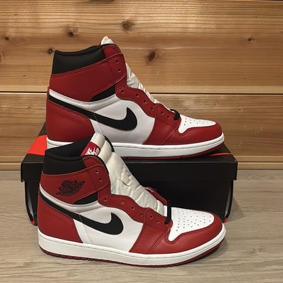 Nike Air Jordan 1 Retro High "Chicago" (2015)