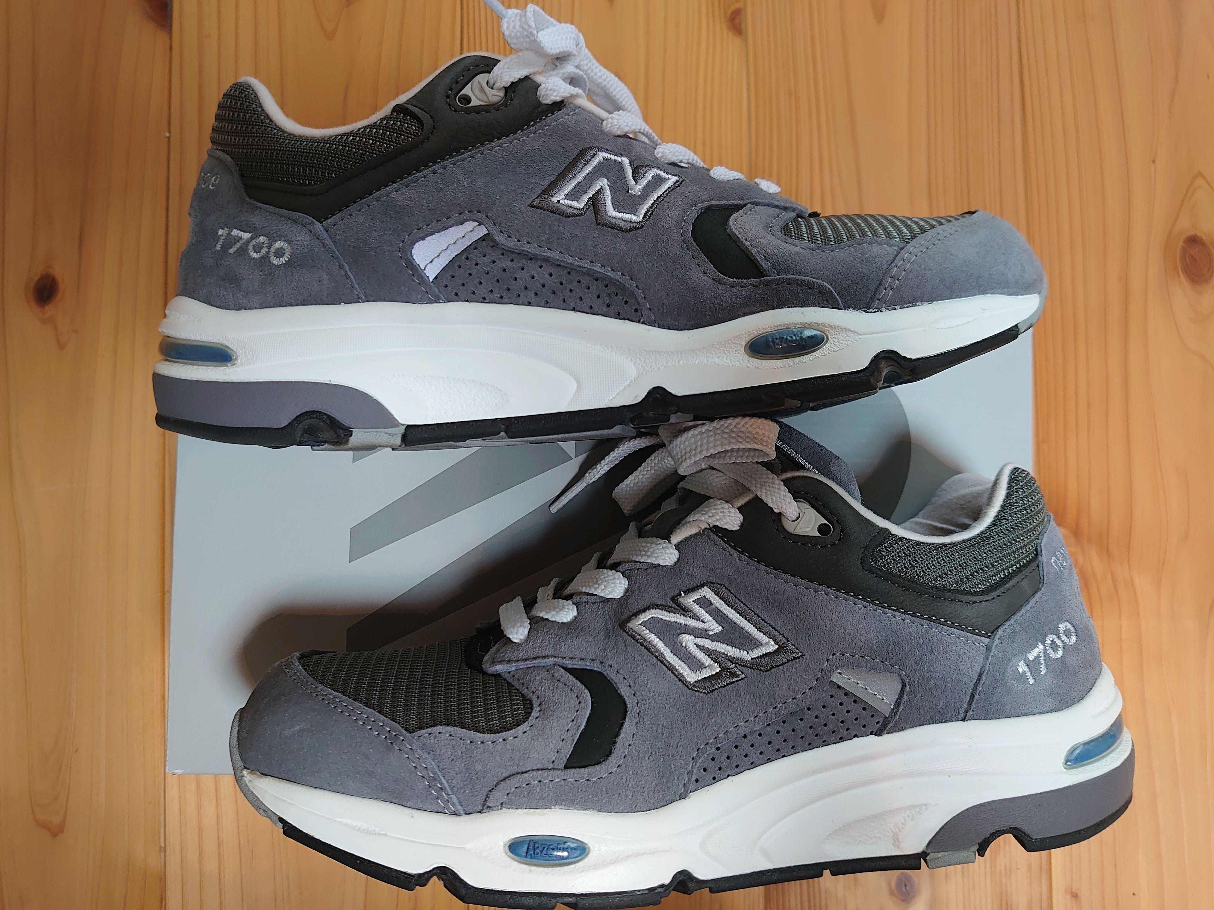 New Balance M1700GJ "Charcoal Grey"