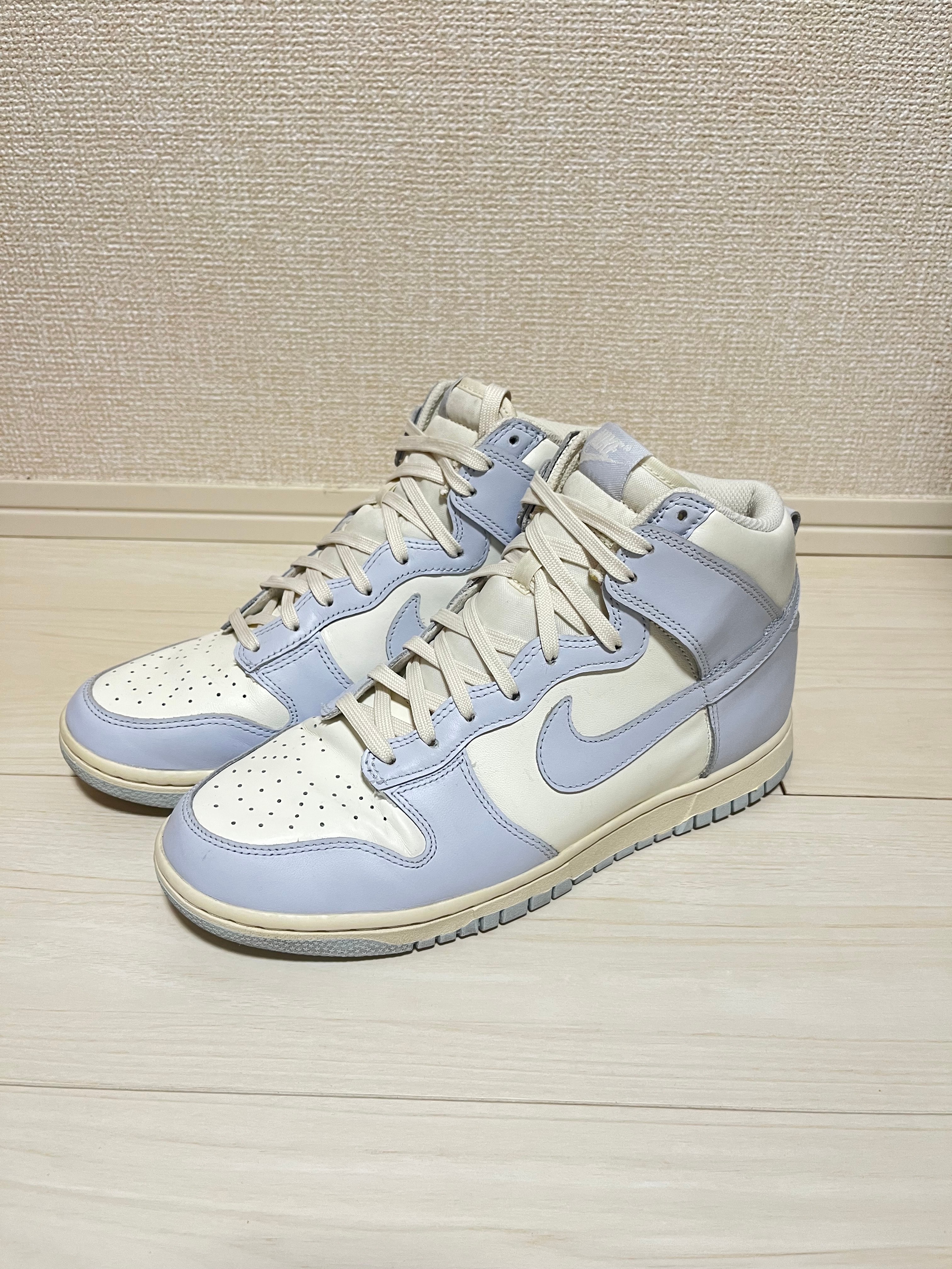 Nike Women's Dunk High "Foot Ball Grey"