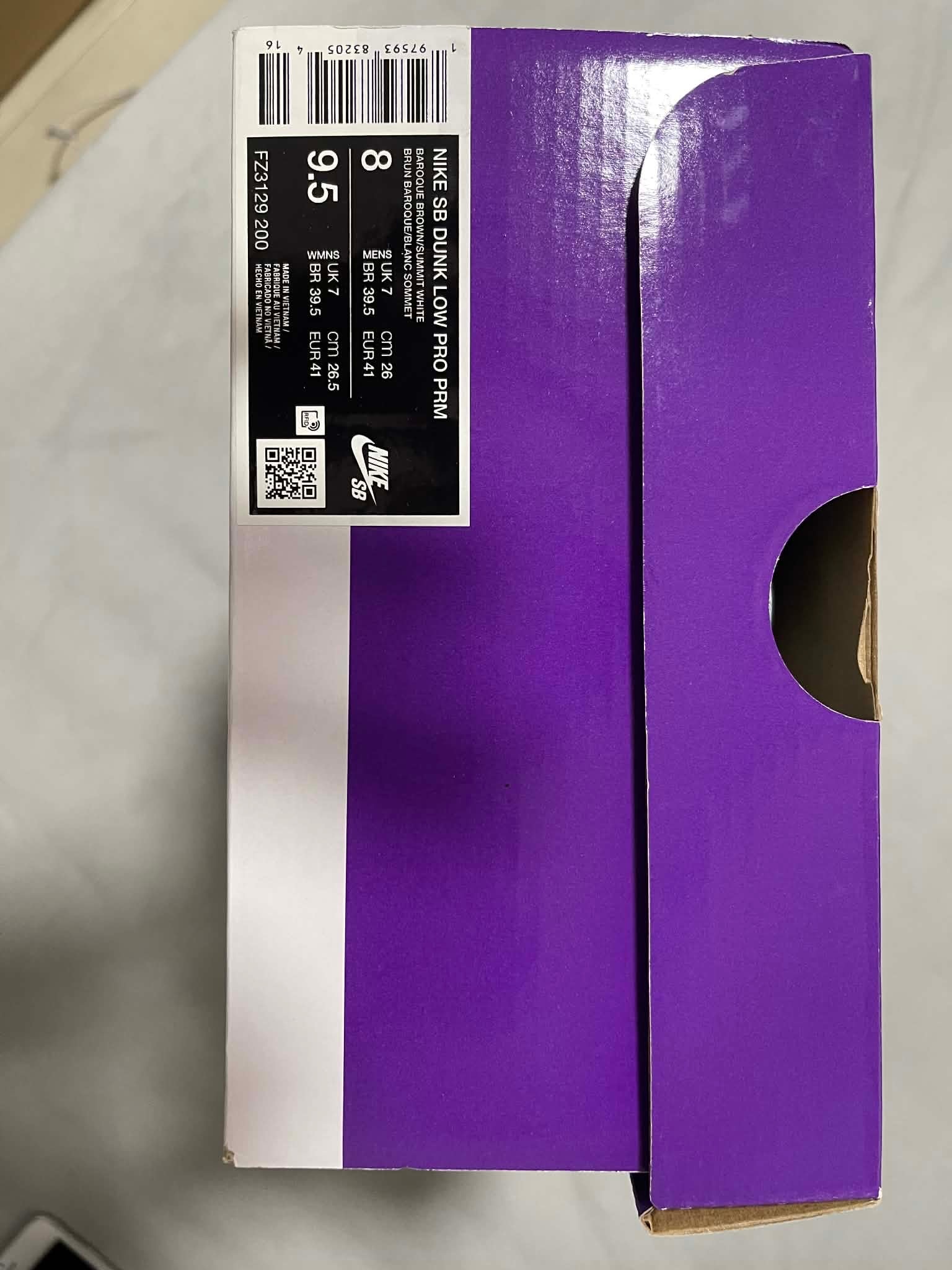 Nike SB Dunk Low Pro "Big Money Savings"