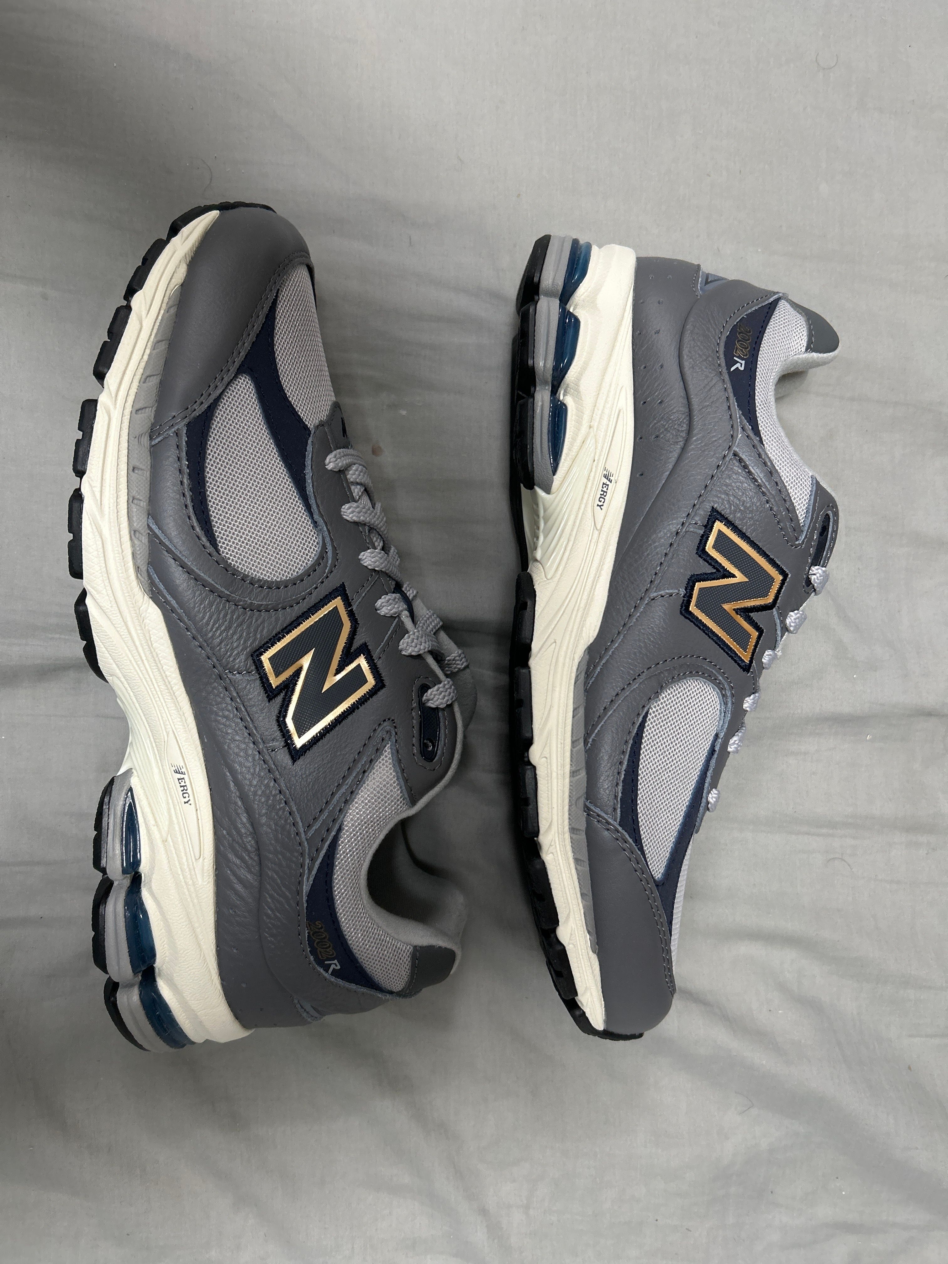 New Balance 2002R "Gray/Gold"