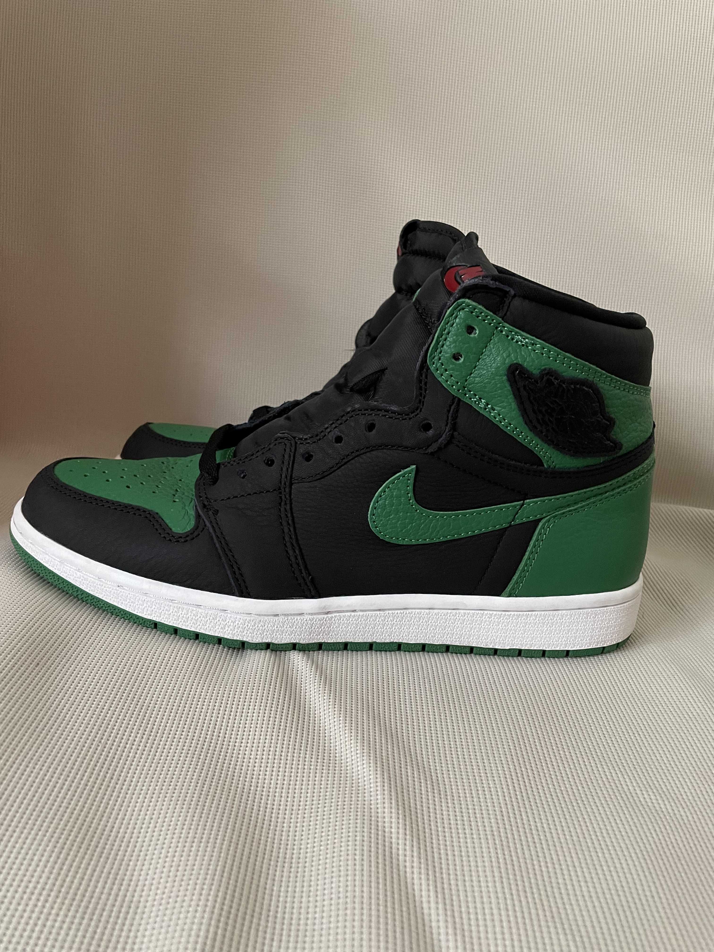 Nike Air Jordan 1 Retro High OG "Black/Pine Green" (2020)      