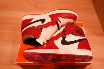 Nike Air Jordan 1 High OG "Lost & Found/Chicago"
