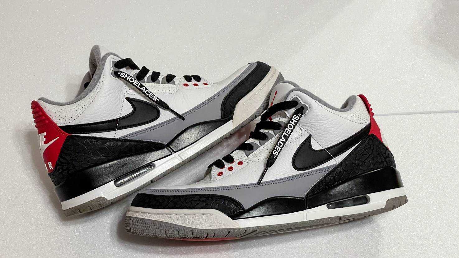 Nike Air Jordan 3 Retro "Tinker Hatfield"